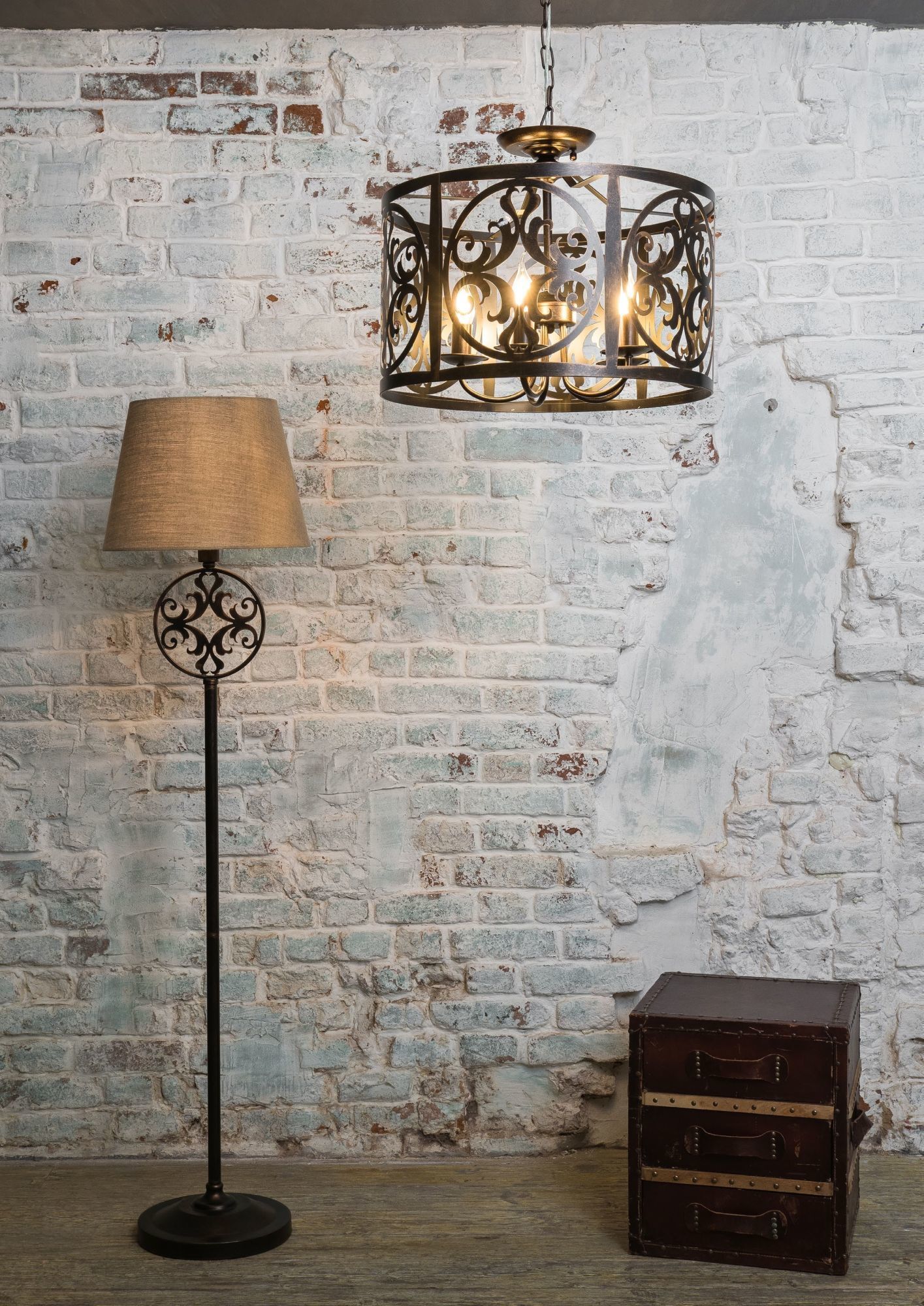 Торшер Maytoni H899-00-R