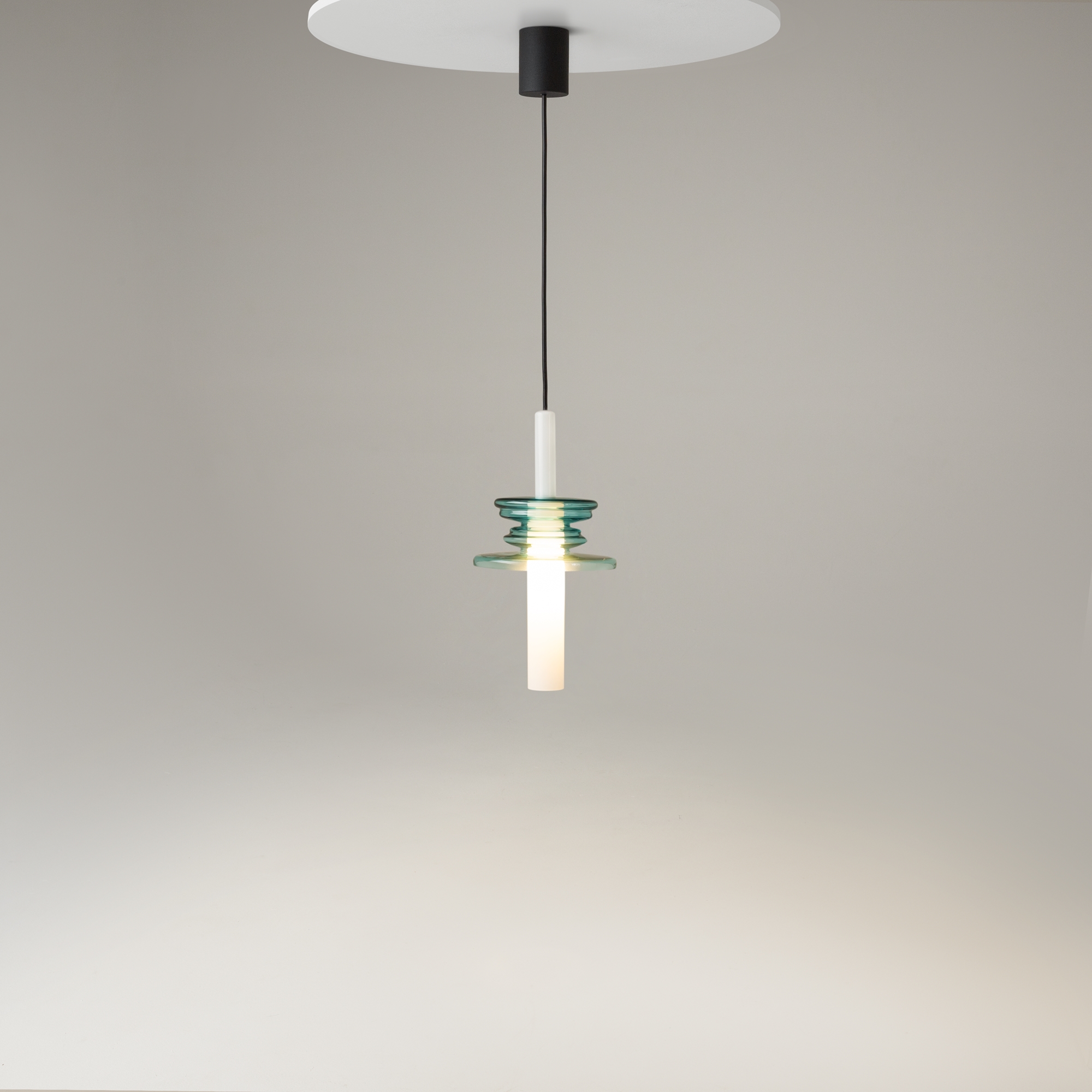 Подвесной светильник Maytoni MOD255PL-01B2