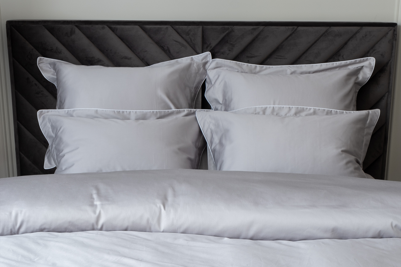 Комплект из 2х наволочек сатиновых 70х70см серый Garda Decor 130HB- PC7070-NAV SER