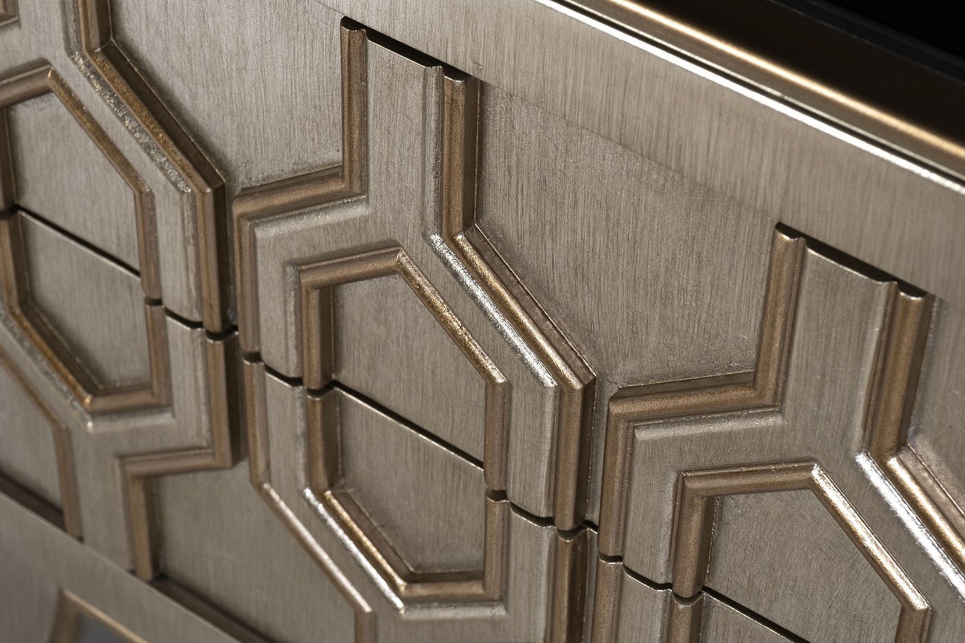 Тумбочка с выдвижными ящиками Garda Decor ART-2919-E