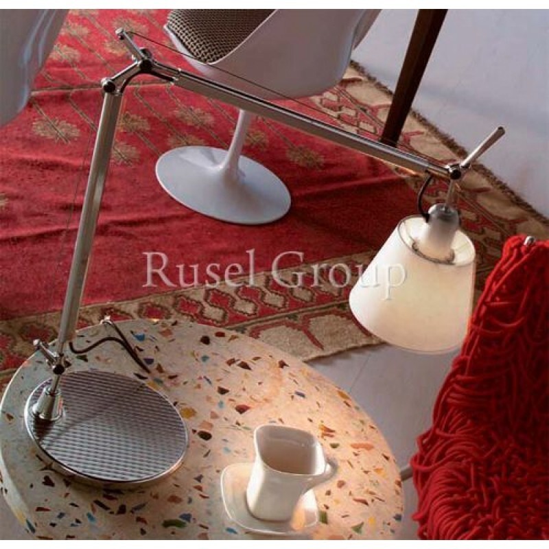 Настольная лампа Artemide TOLOMEO BASCULANTE