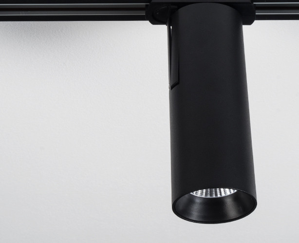 Светильник на шине ITALLINE TR 3007 black 4000K