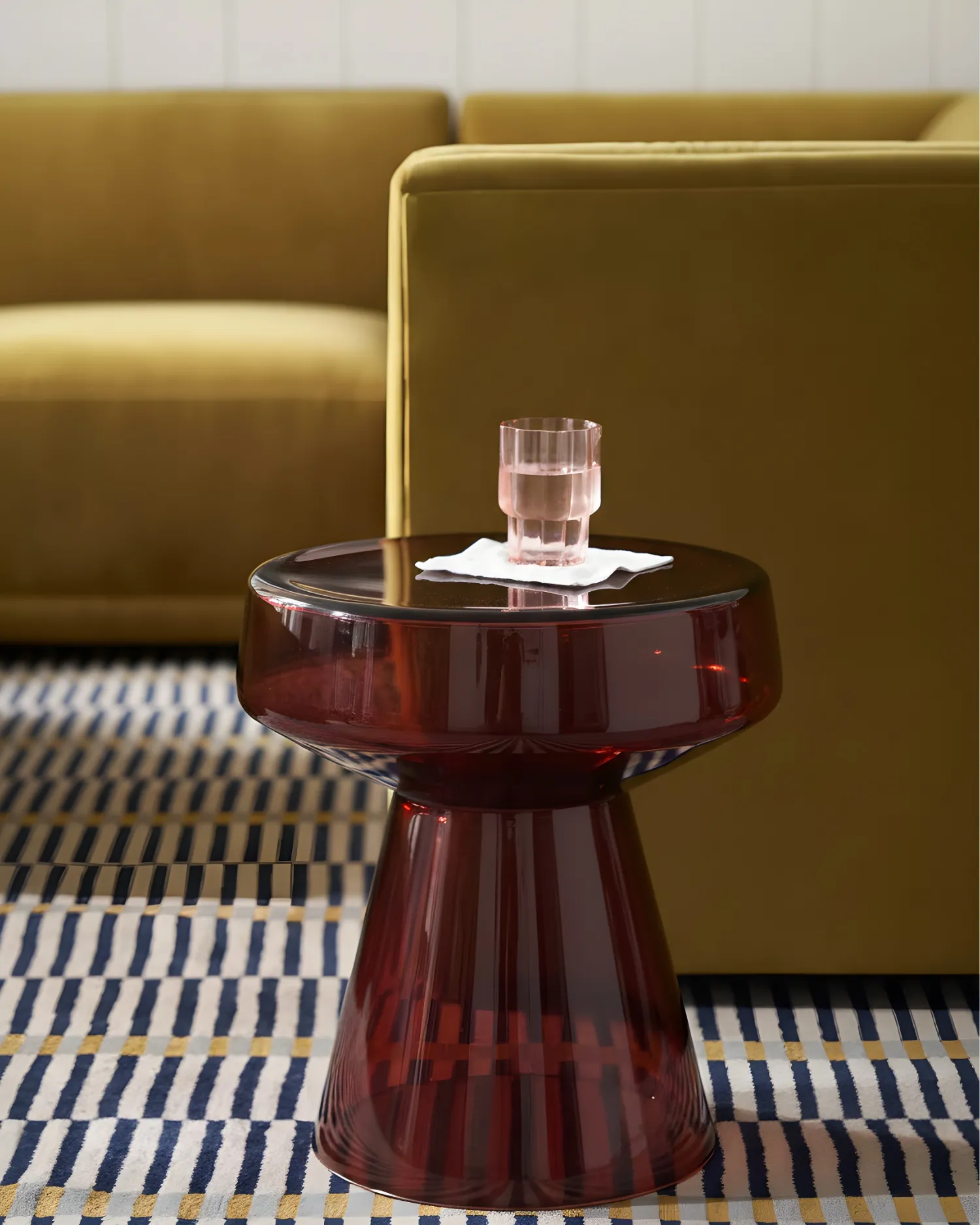 Бордовый приставной столик Флумс Louvre Home P3118XD