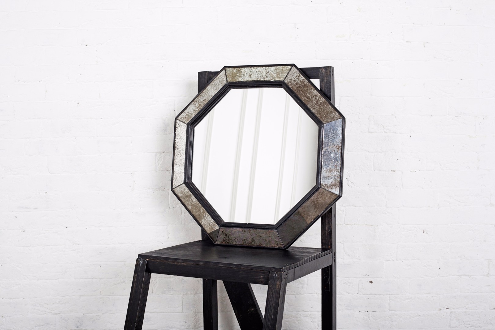 Зеркало BountyHome Black Swan mv016