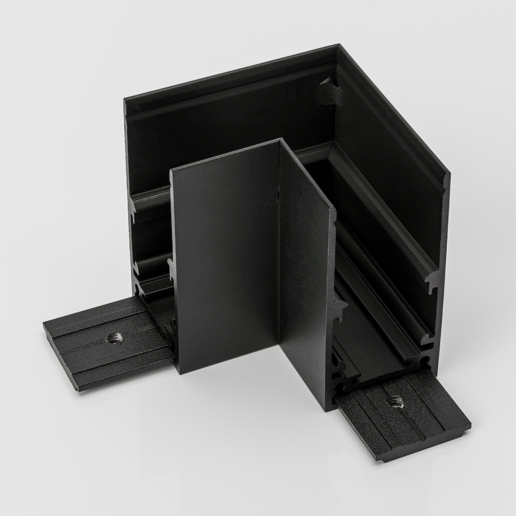 Коннектор угловой для накладного шинопровода Lumker SY-LINK-CNLV-S1-BL