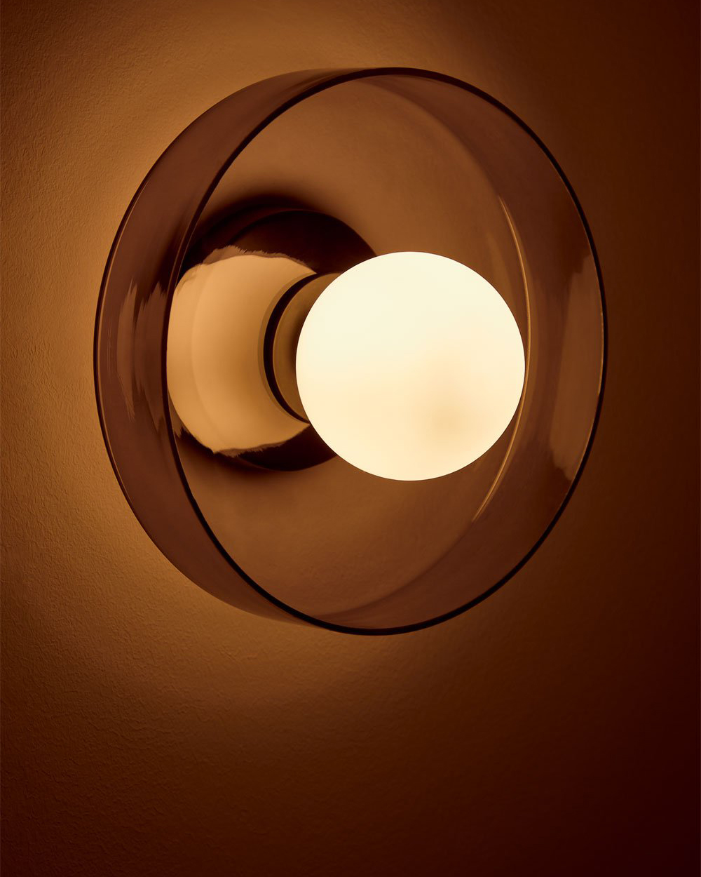 Настенный светильник Кассель с дымчатым стеклом - Ø 25 см Louvre Home LHLSC460324SWL