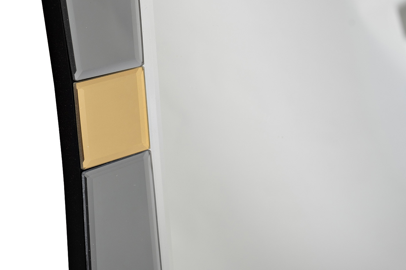 Зеркало прямоугольное с золотыми вставками Garda Decor KFG123