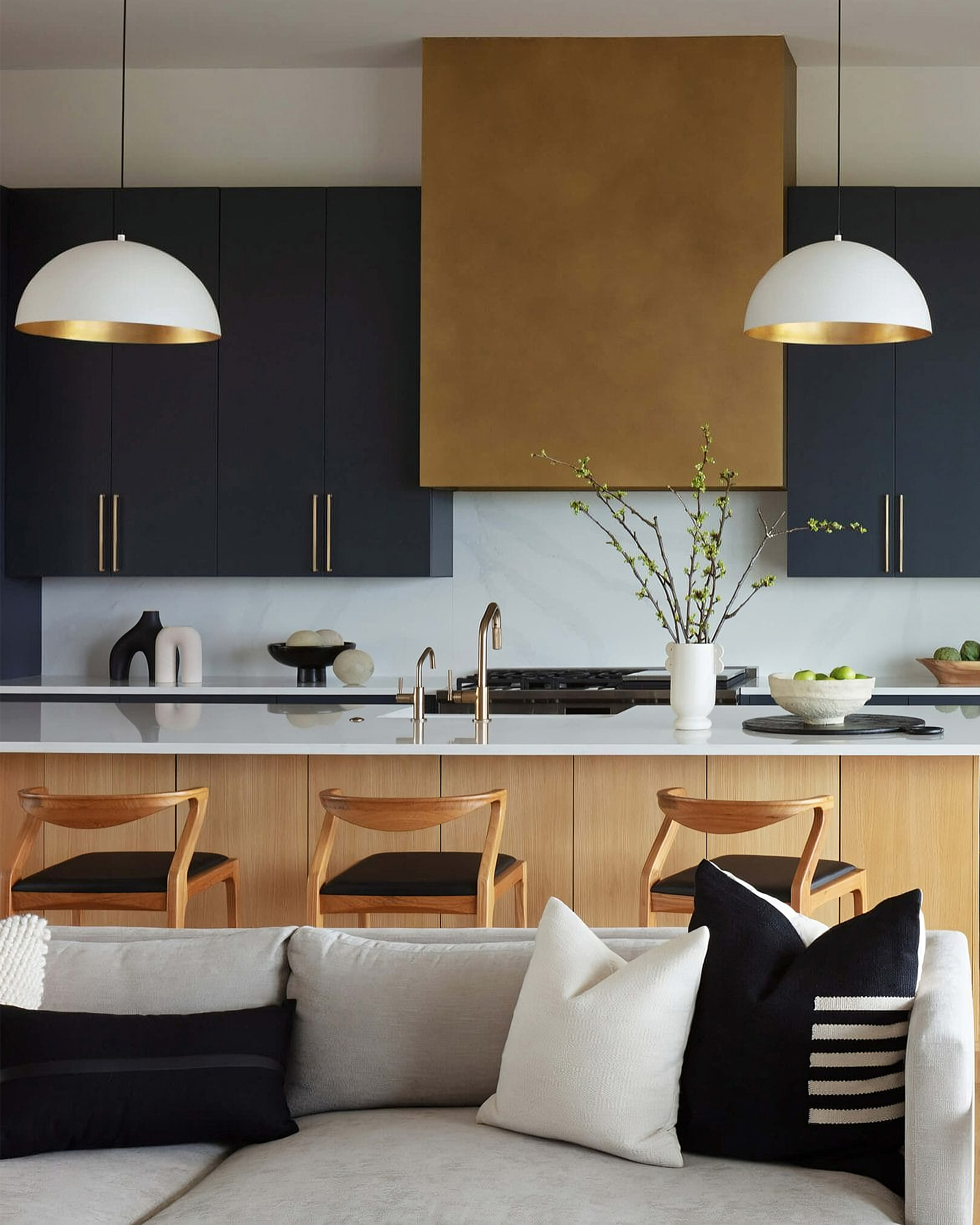 Белый подвесной светильник Детройт Louvre Home LHLPN111023SWL