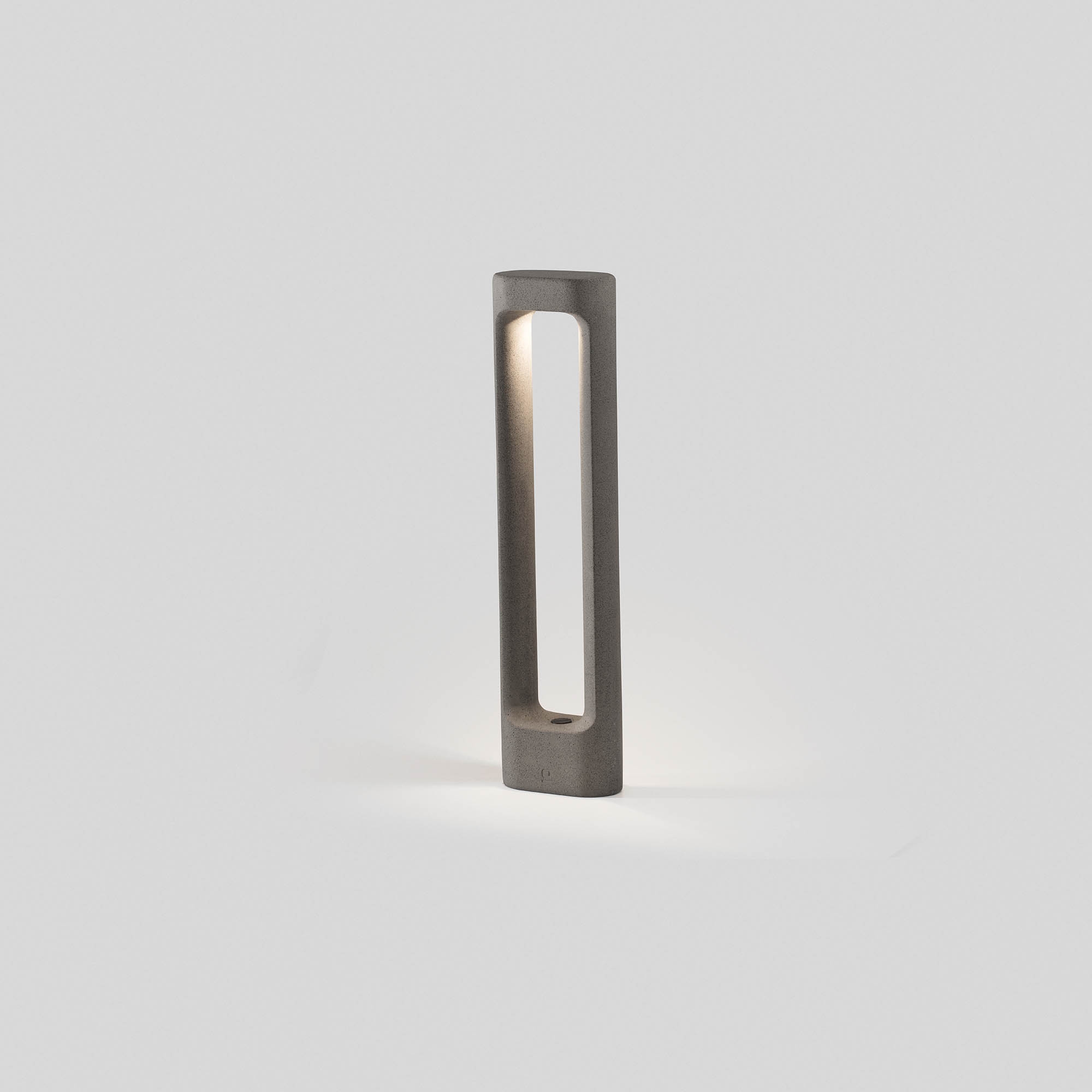 Проблесковый маячок Totem 611 серый 2700K Faro