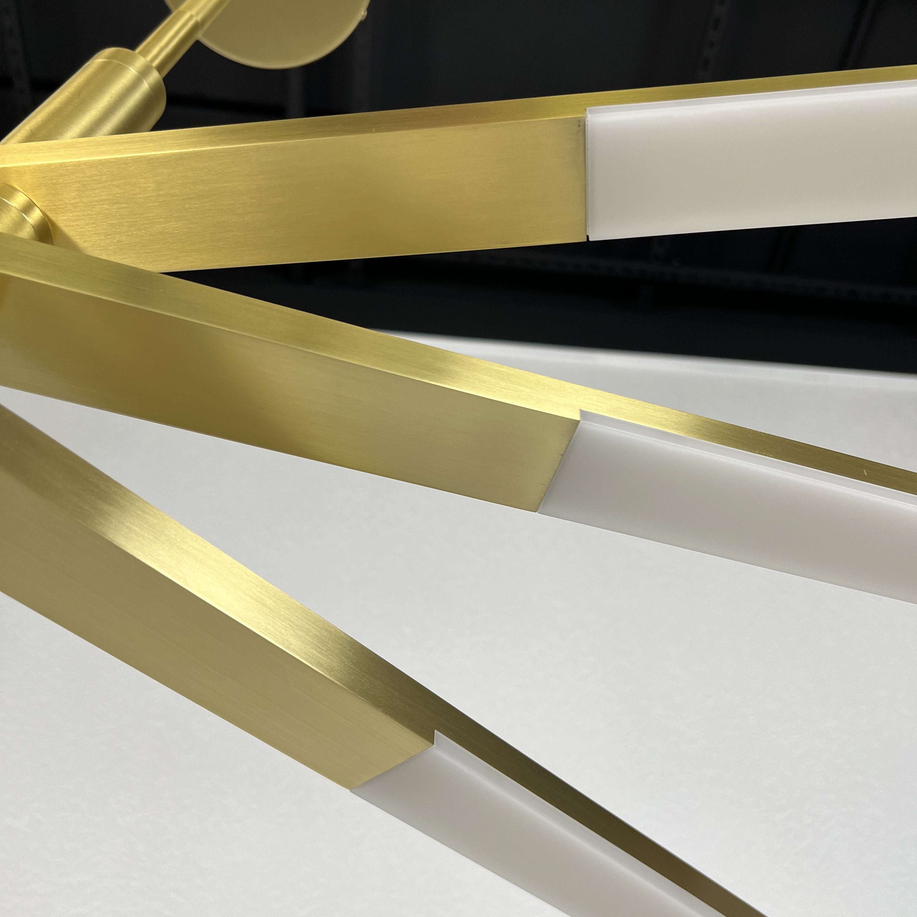 Подвесная люстра ORTON D88 Gold by ImperiumLoft