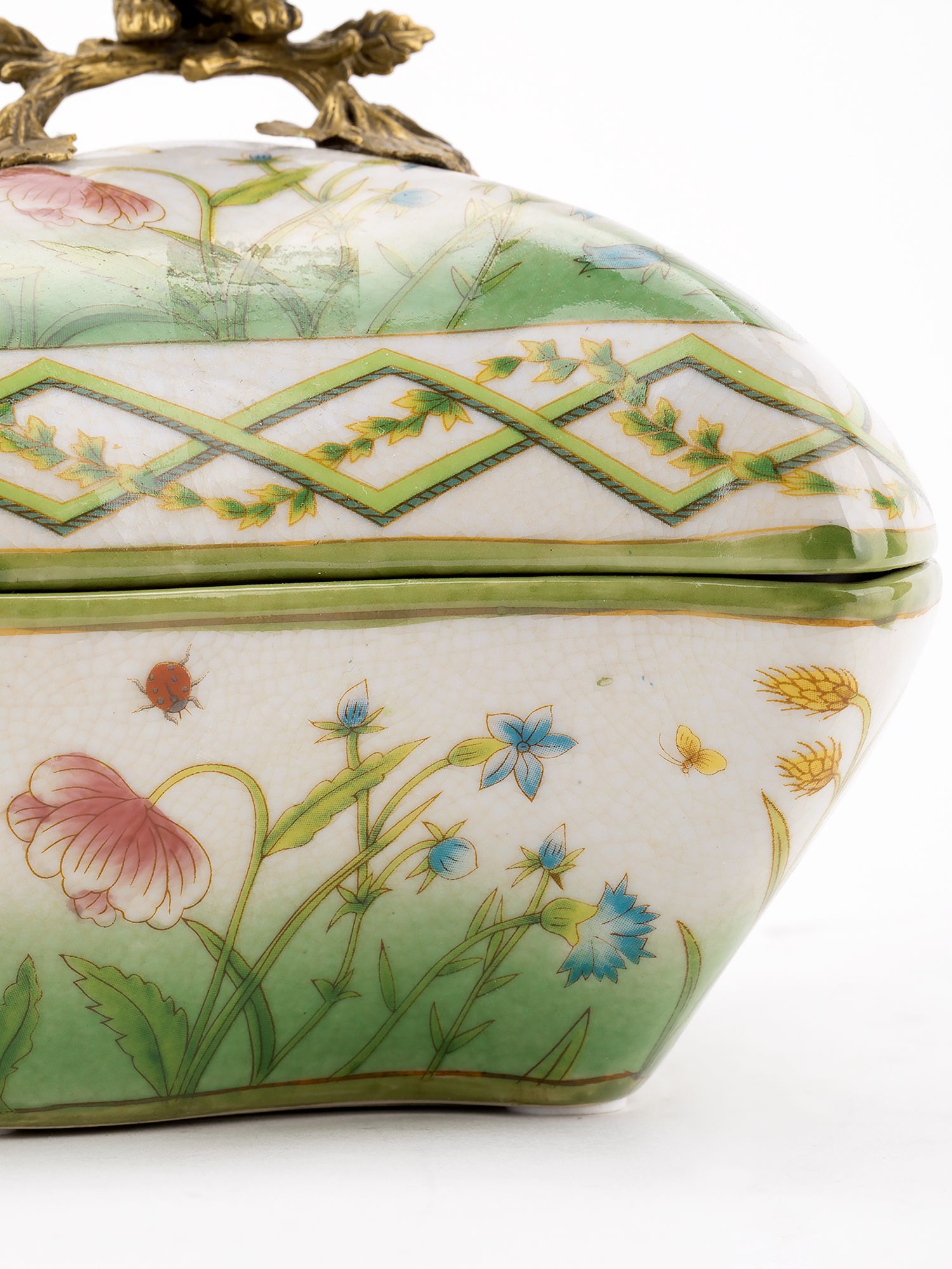 Шкатулка с белкой Glasar B1321HC/HX0711