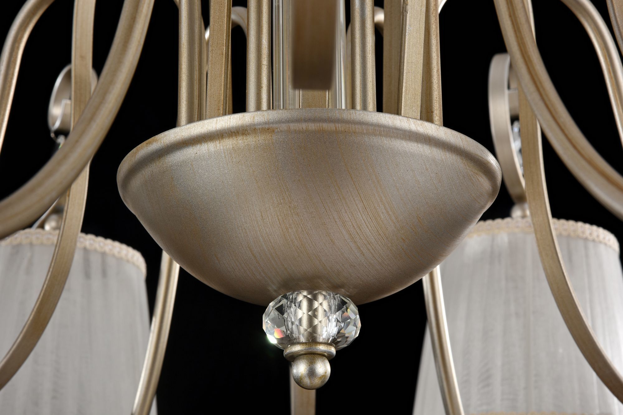 Потолочный светильник Freya FR2020-CL-08-BG