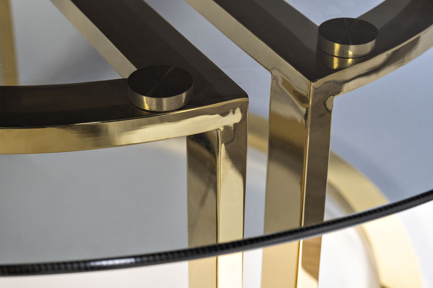 Стол журнальный Garda Decor темн.стекло/золото Garda Decor 47ED-GDCT002