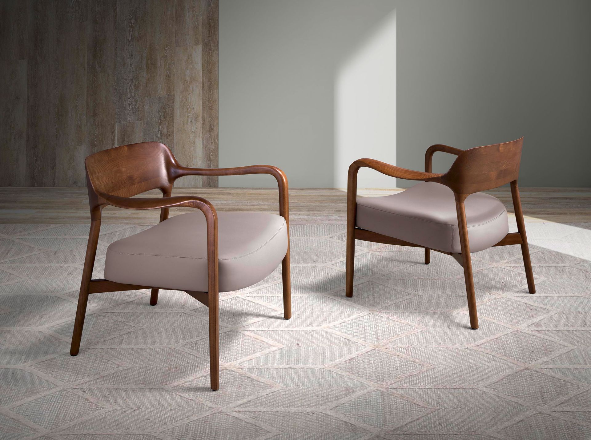 Кресло LC17088 /5082 из экокожи с каркасом из ясеня Angel Cerda