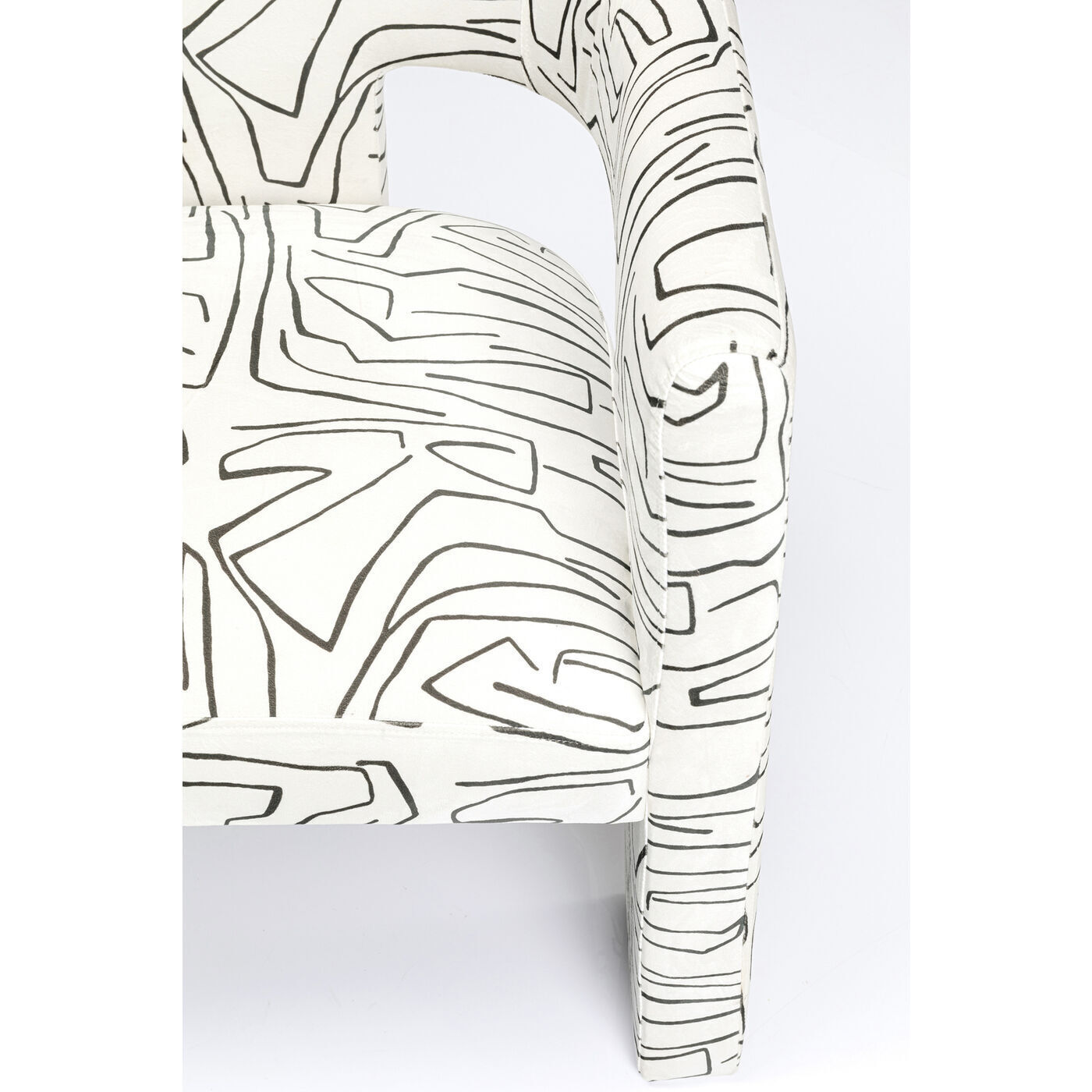 Стул мягкий с подлокотниками KARE Tripod 86467