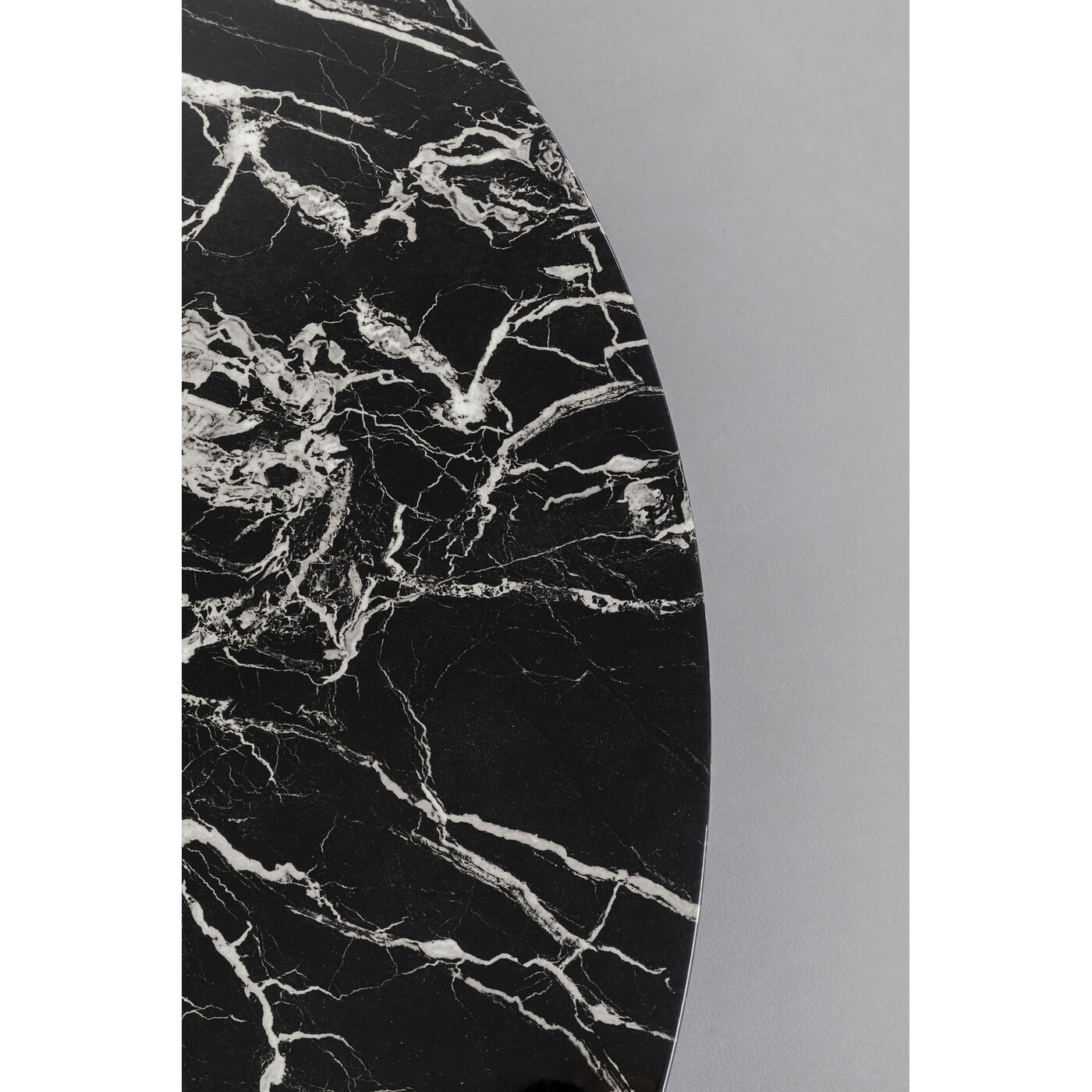 Стол кофейный Schickeria Marble Black Ø110 см KARE 87767