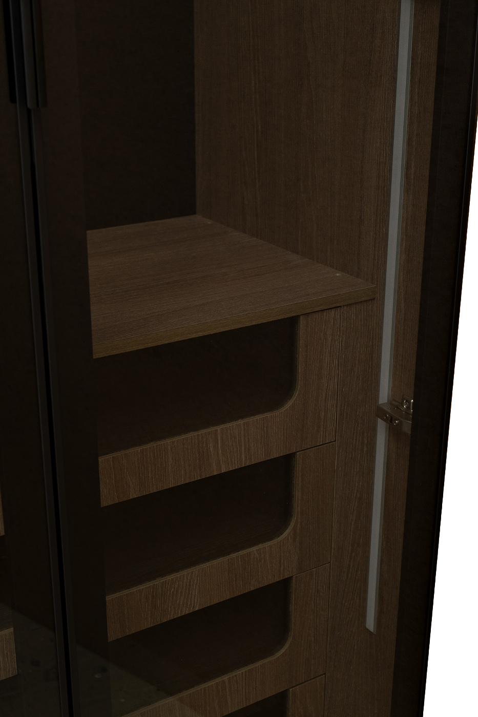 Шкаф двудверный с выдвижными ящиками цвет дуб Garda Decor GD-10012/1-3(тонировка)