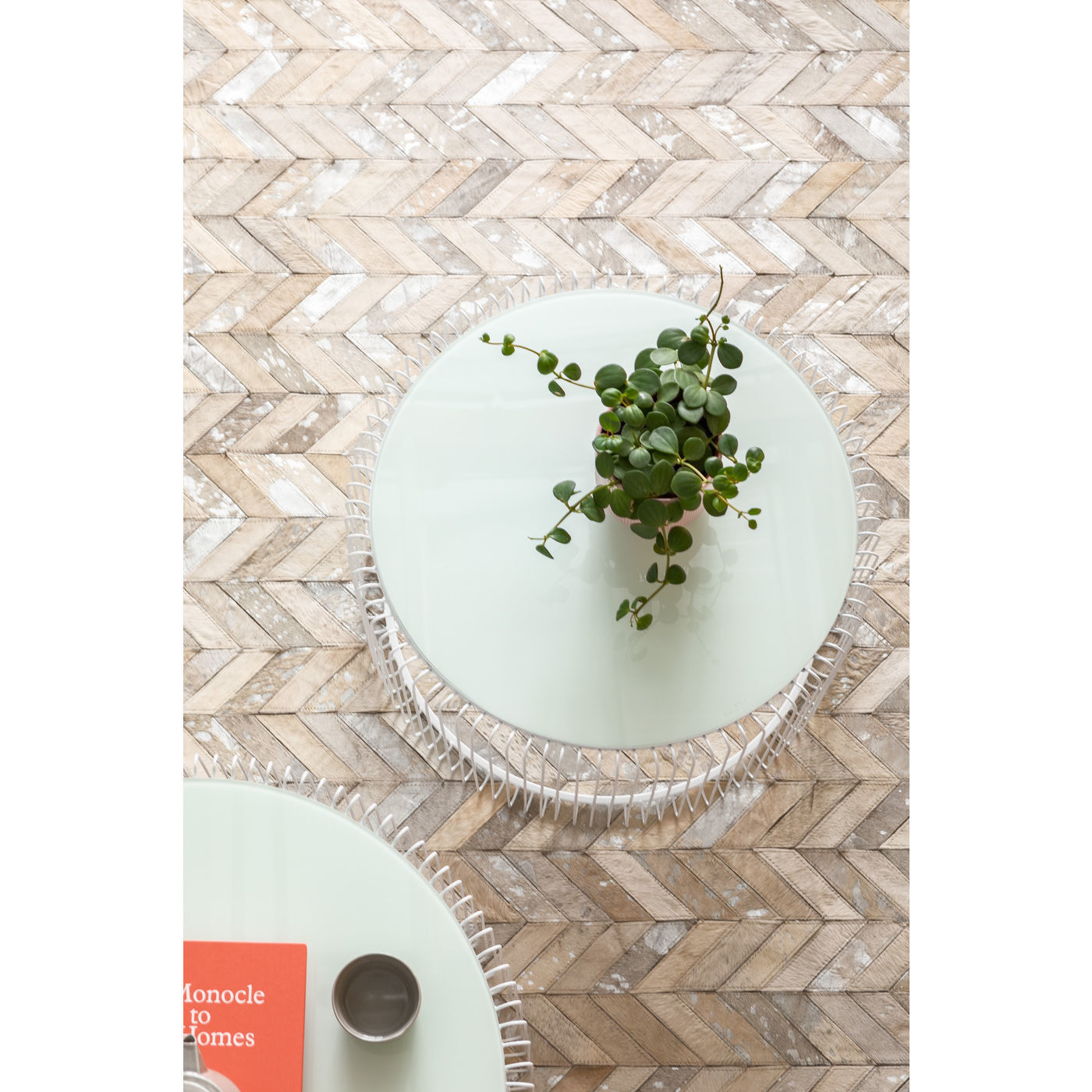 Столик приставной Wire 80180 KARE