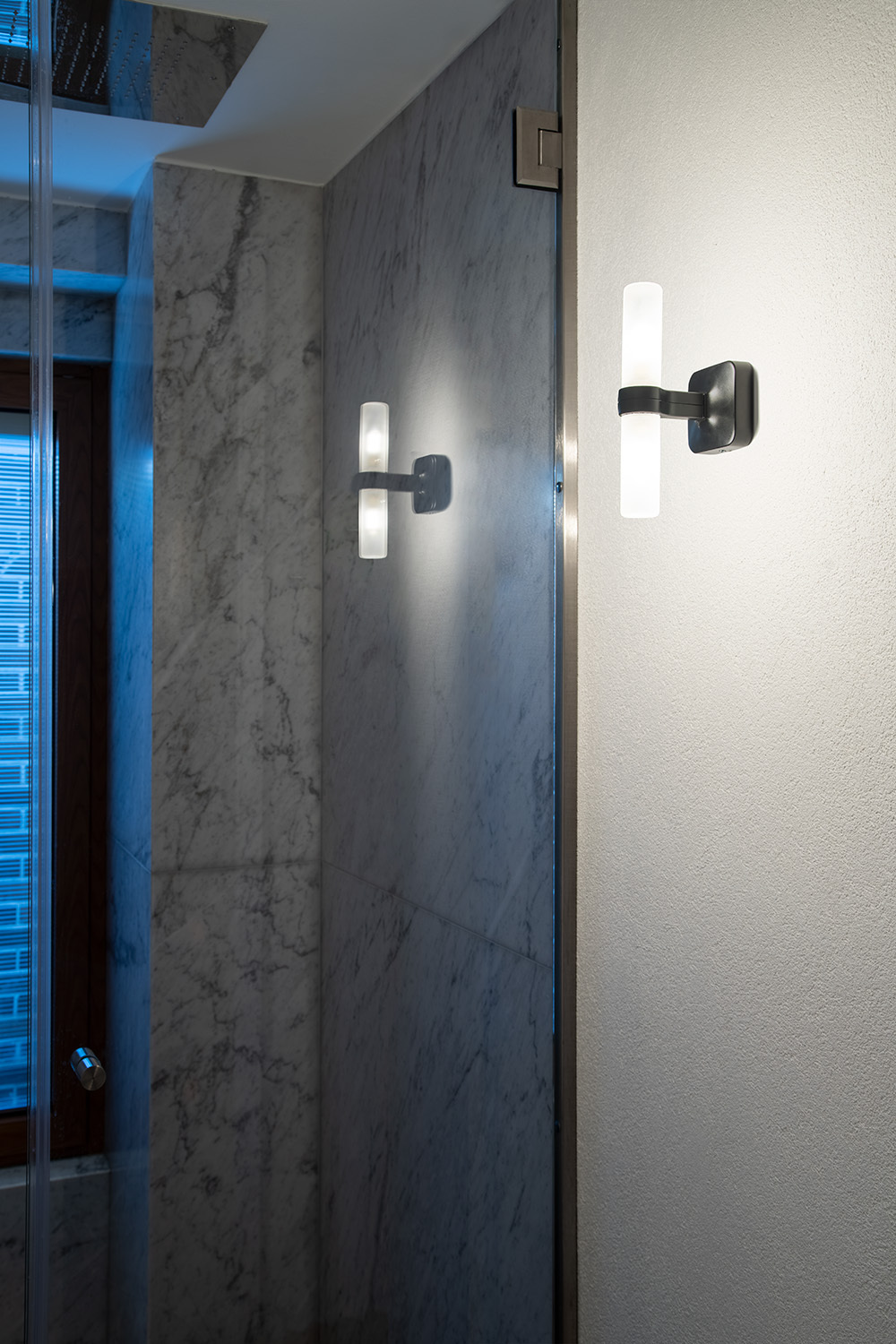 Настенный светильник Nemo Crown black