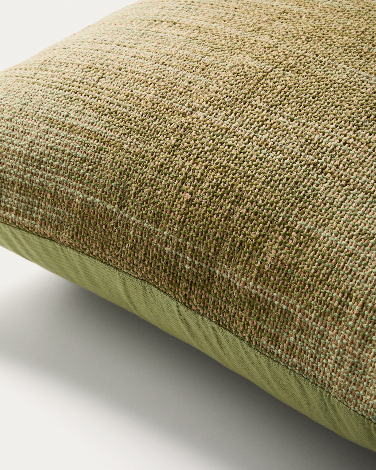 Чехол для напольной подушки Liroda из джута с зеленым узором икат, 70 x 70 см La Forma 481457
