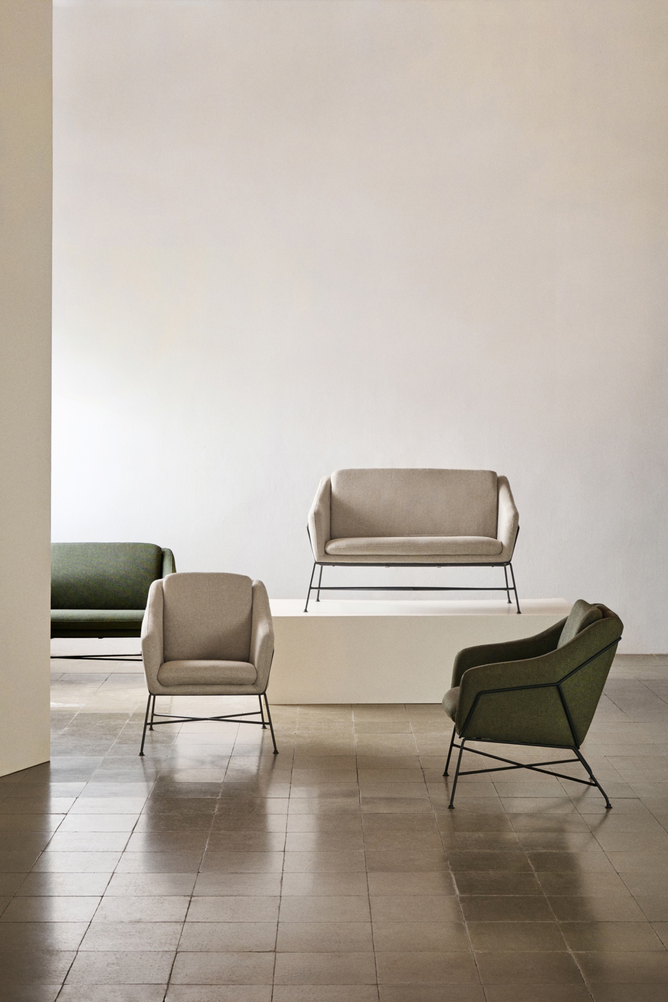 Brida Кресло зеленое на черных стальных ножках La Forma (ex Julia Grup)