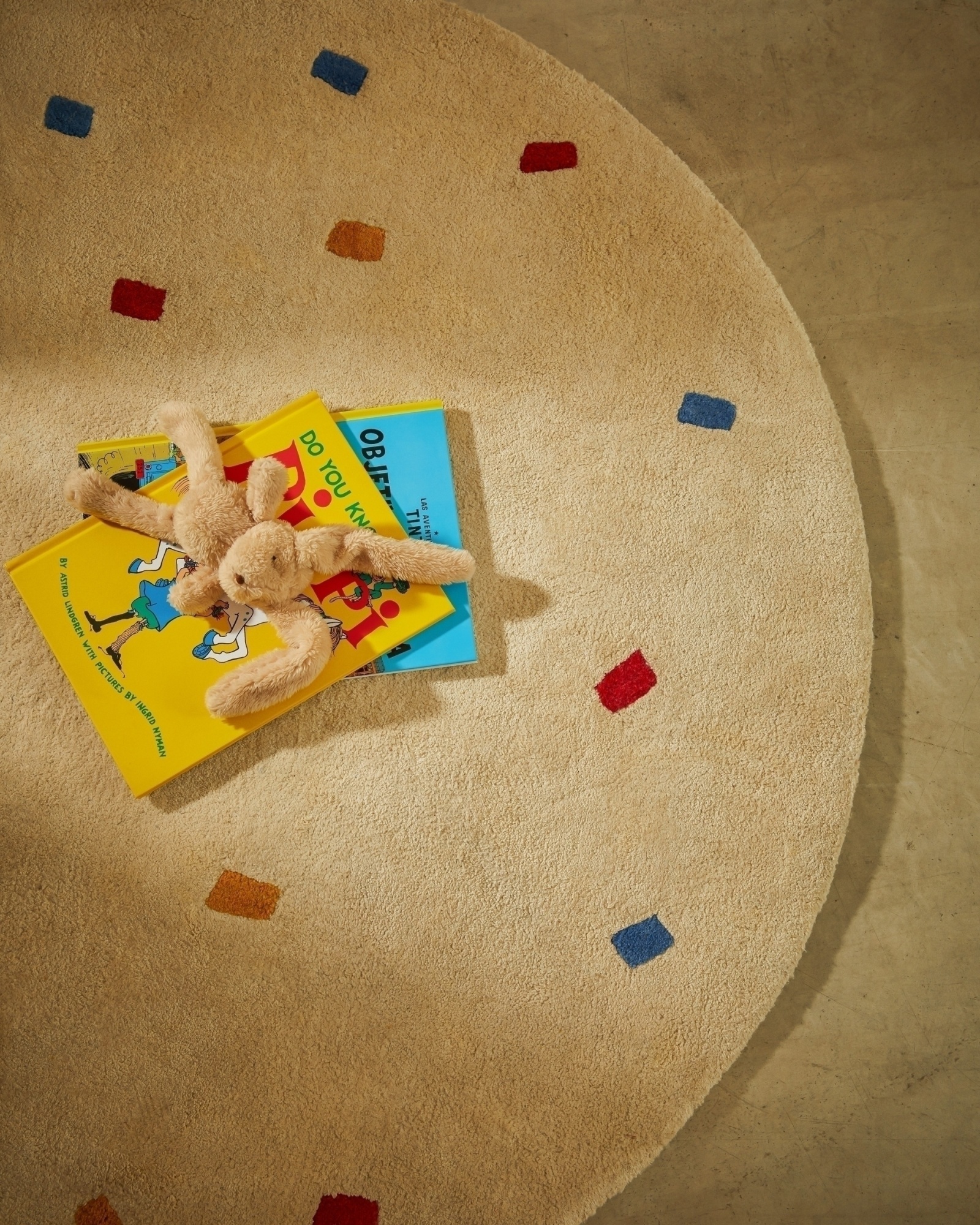 Ковер Luli белый хлопок с разноцветными точками Ø 120 см La Forma (ex Julia Grup)