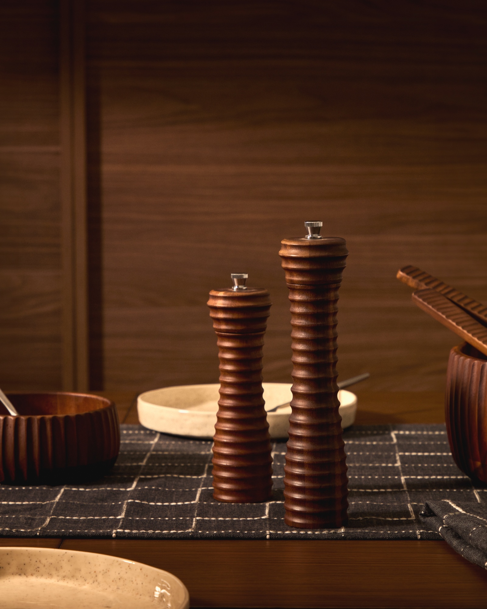 Мельница для соли и перца Rommu из акации, 24 см La Forma (ex Julia Grup)