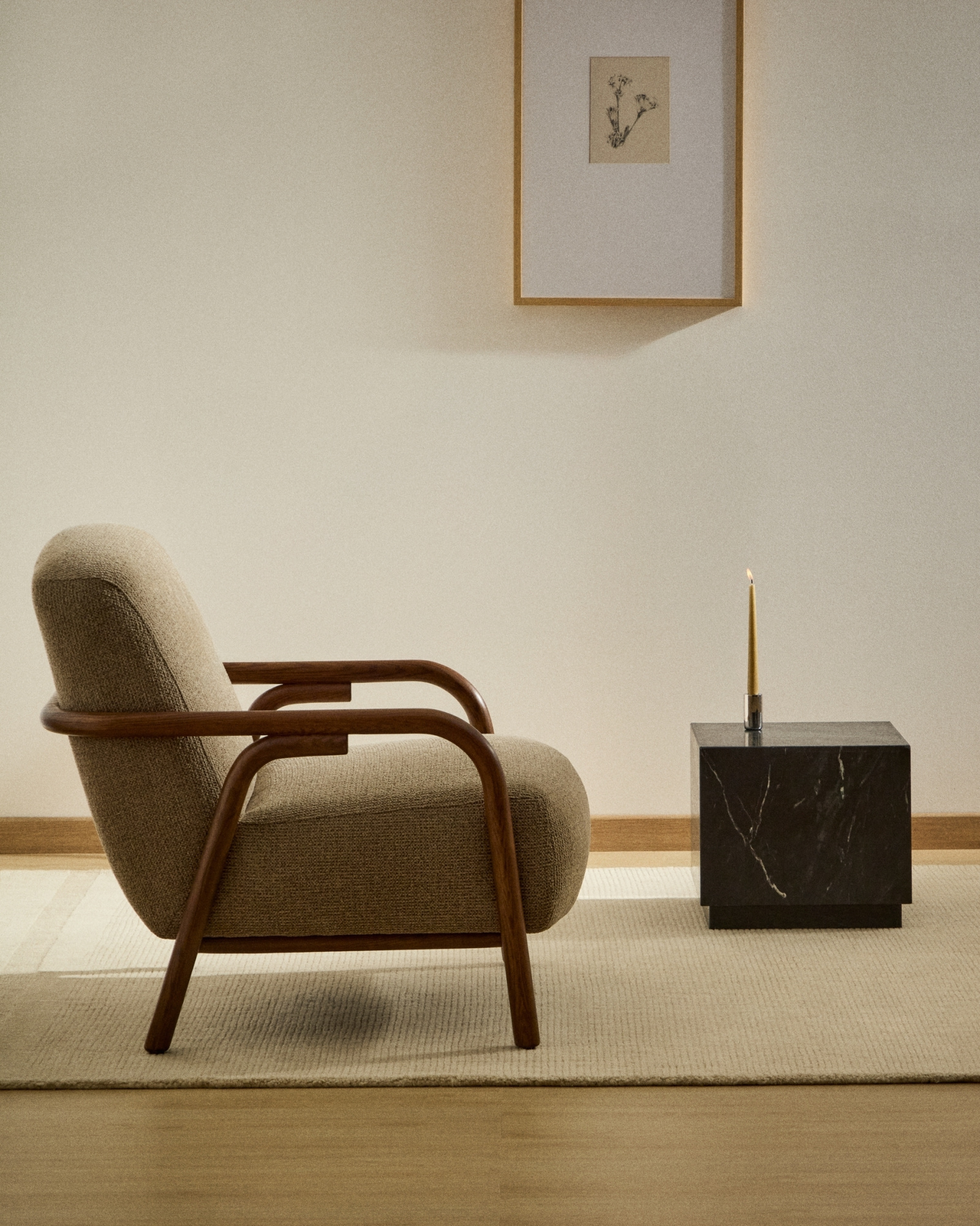 Кресло Sylo из серо-коричневого шенилла и ясеня с отделкой цвета орех La Forma 443044