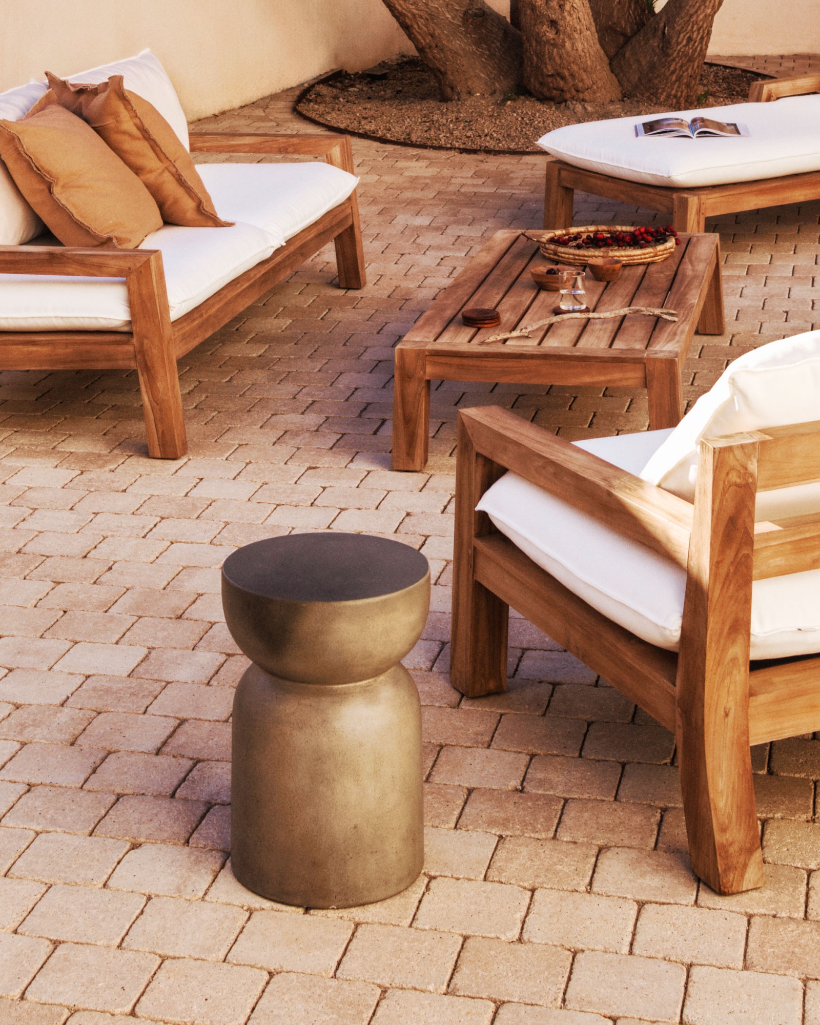 Forcanera Кресло из массива тикового дерева La Forma (ex Julia Grup)