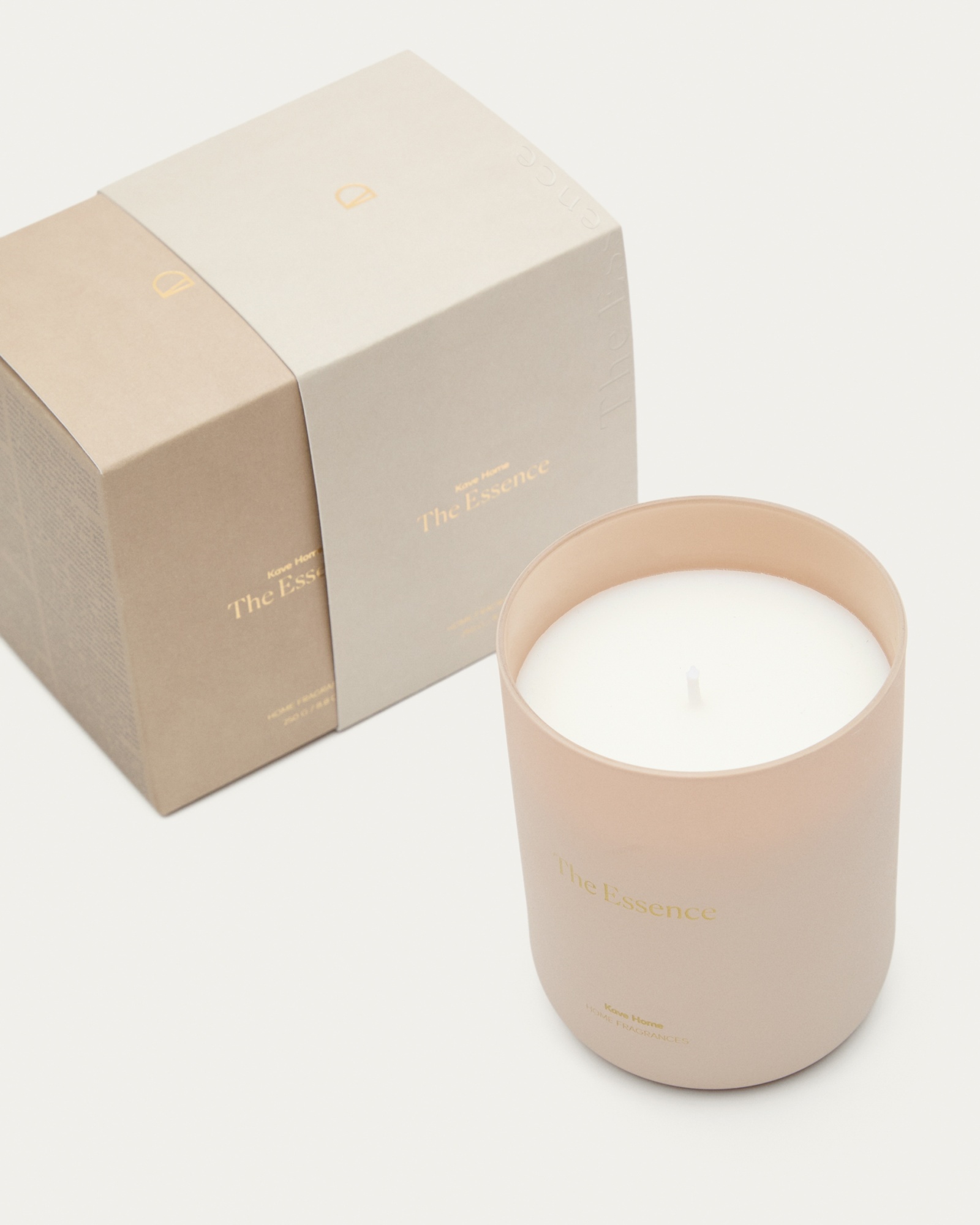 Ароматическая свеча The Essence 400 г La Forma (ex Julia Grup)