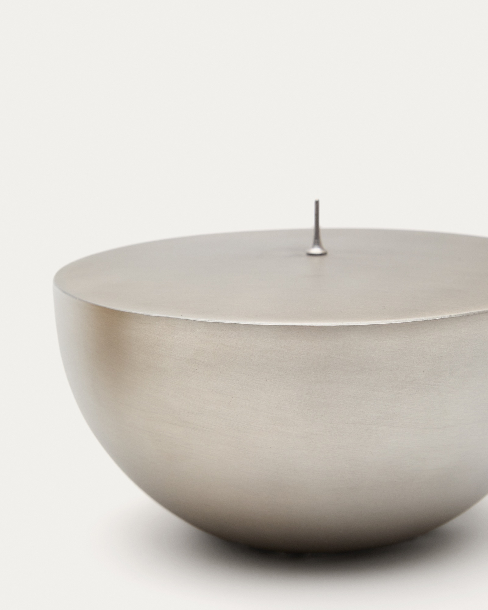 Большой подсвечник Quira из посеребренной нержавеющей стали La Forma (ex Julia Grup)