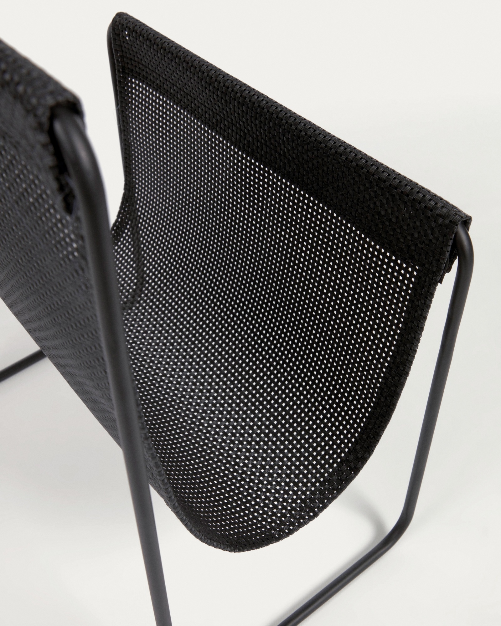 Siana Подставка для журналов из черного металла La Forma (ex Julia Grup)