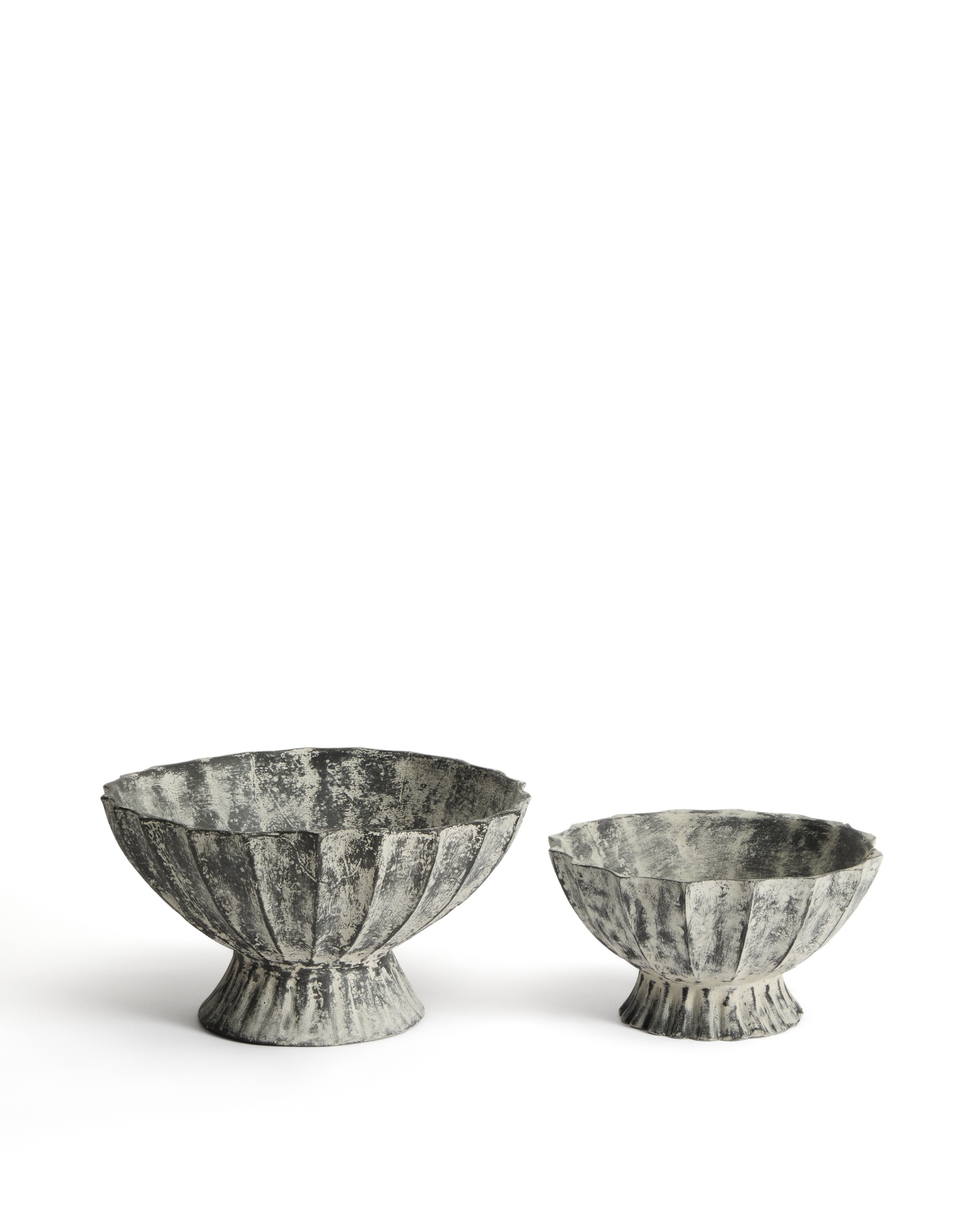 Ваза Valura из папье-маше серая Ø 26 см La Forma (ex Julia Grup)