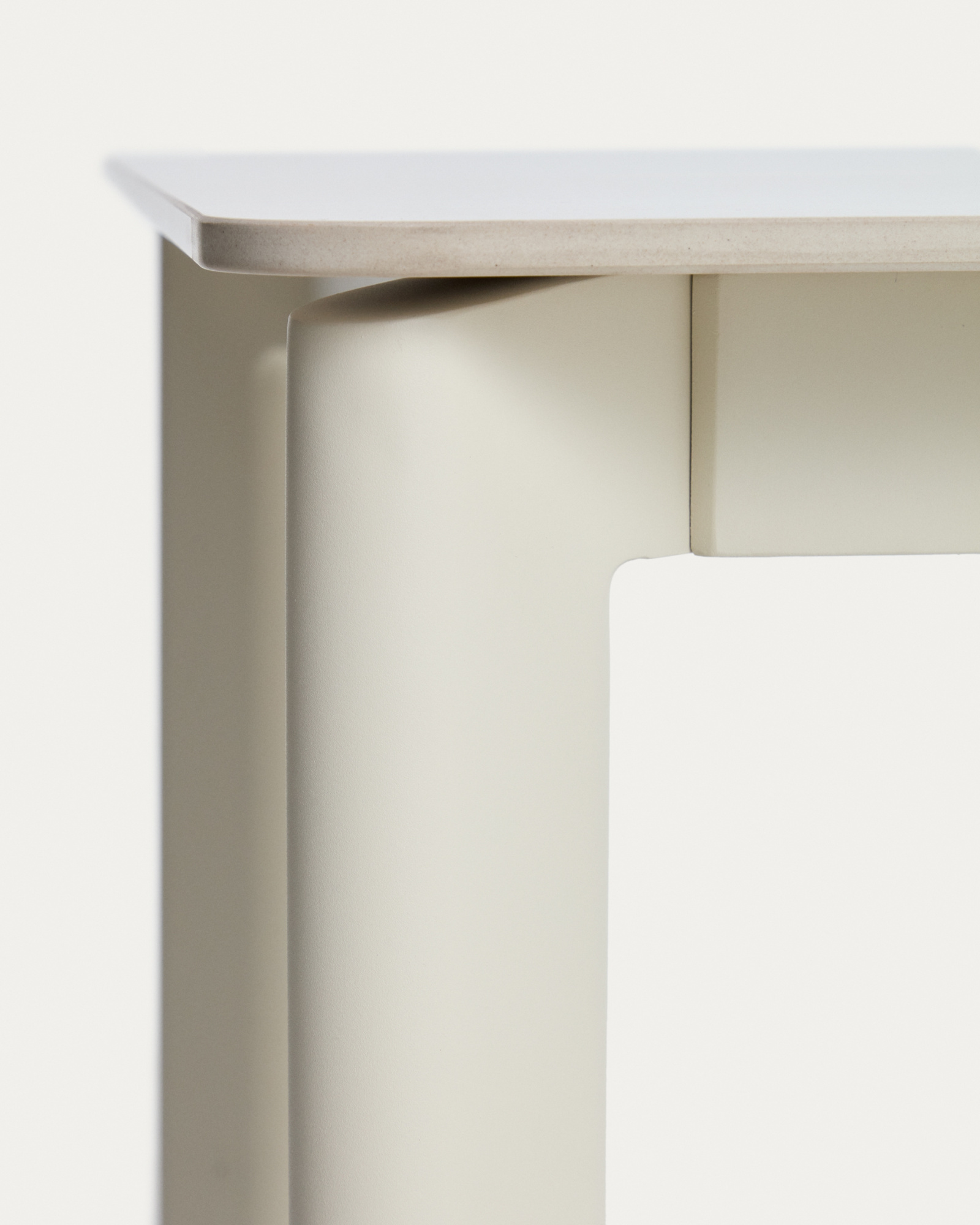 Уличный стол Anafi с бежевой столешницей из спеченного камня, 140 x 80 см La Forma 482161