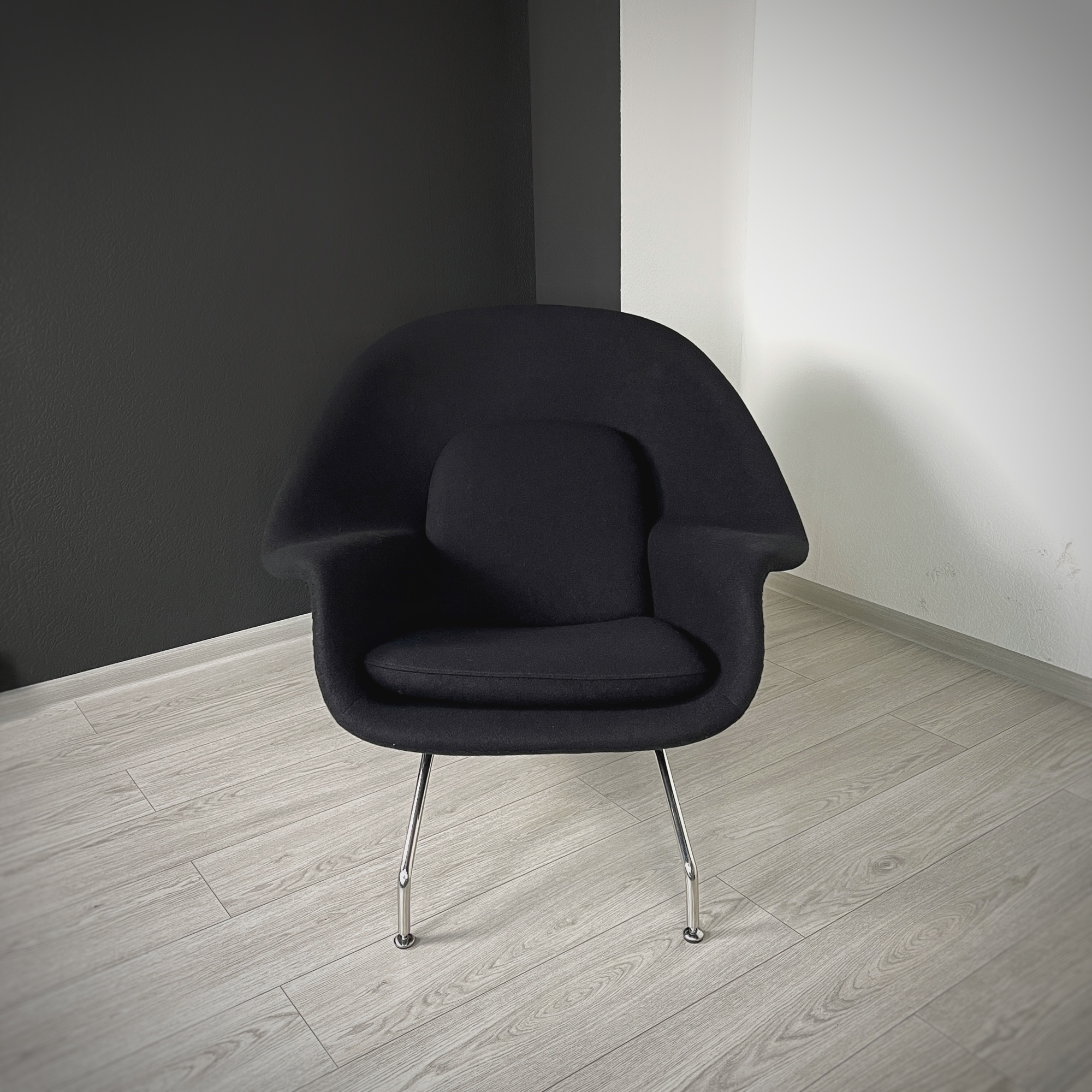 Кресло Womb Chair And Ottoman Designed By Eero Saarinen In 1948 By Imperiumloft