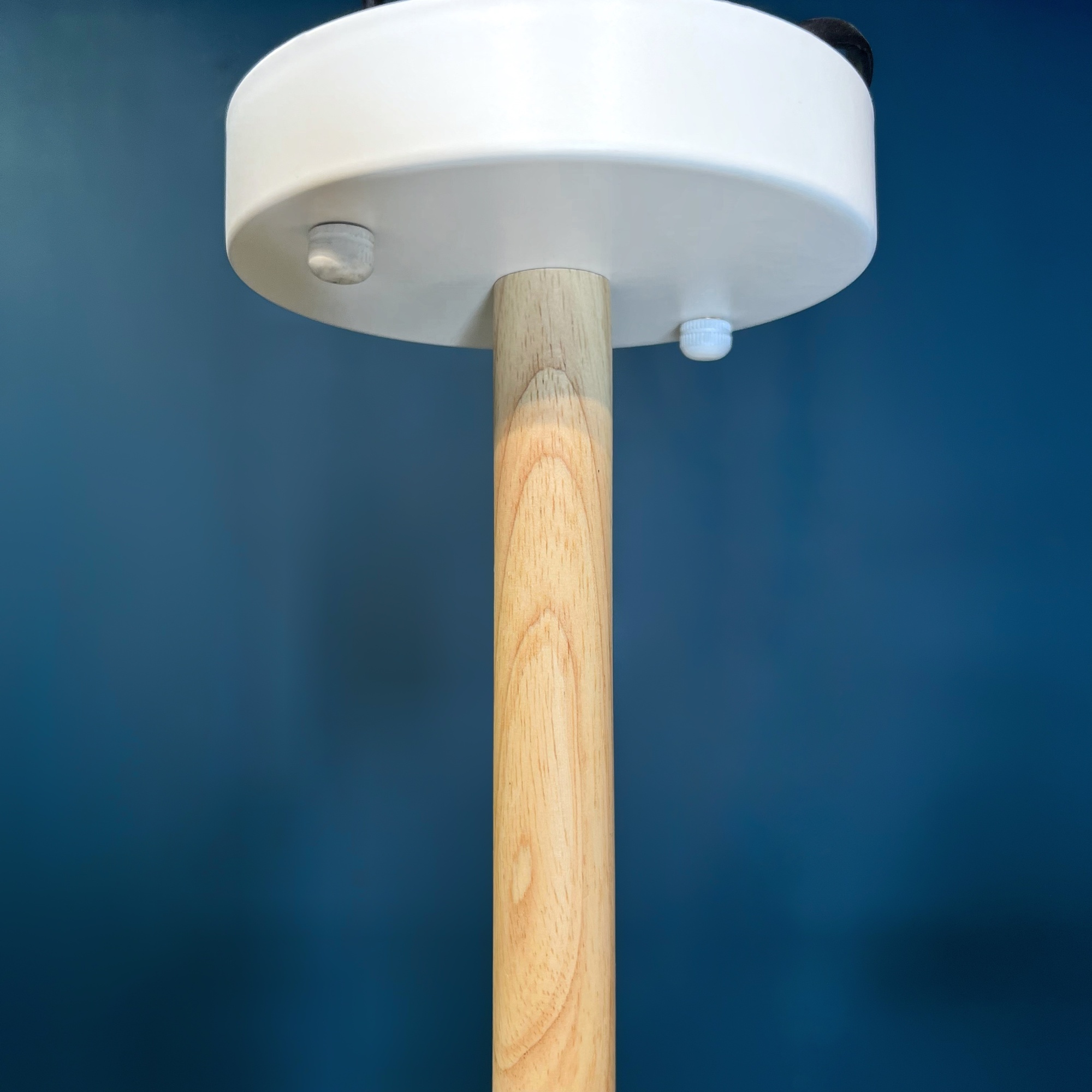 Люстра на штанге VARDA 6 lamps WH by ImperiumLoft