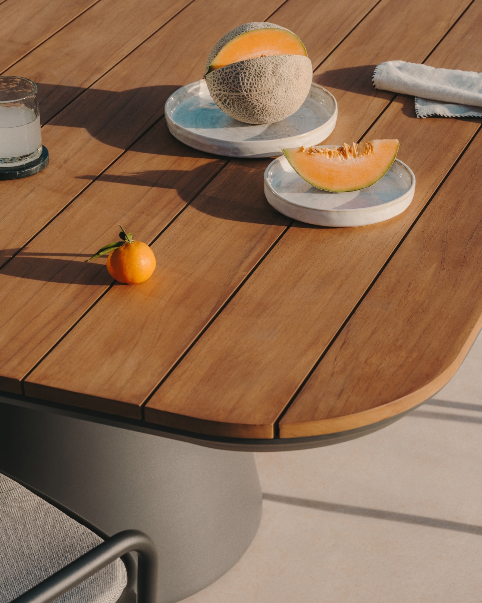 Tudons Садовый стол из алюминия серого цвета La Forma (ex Julia Grup)