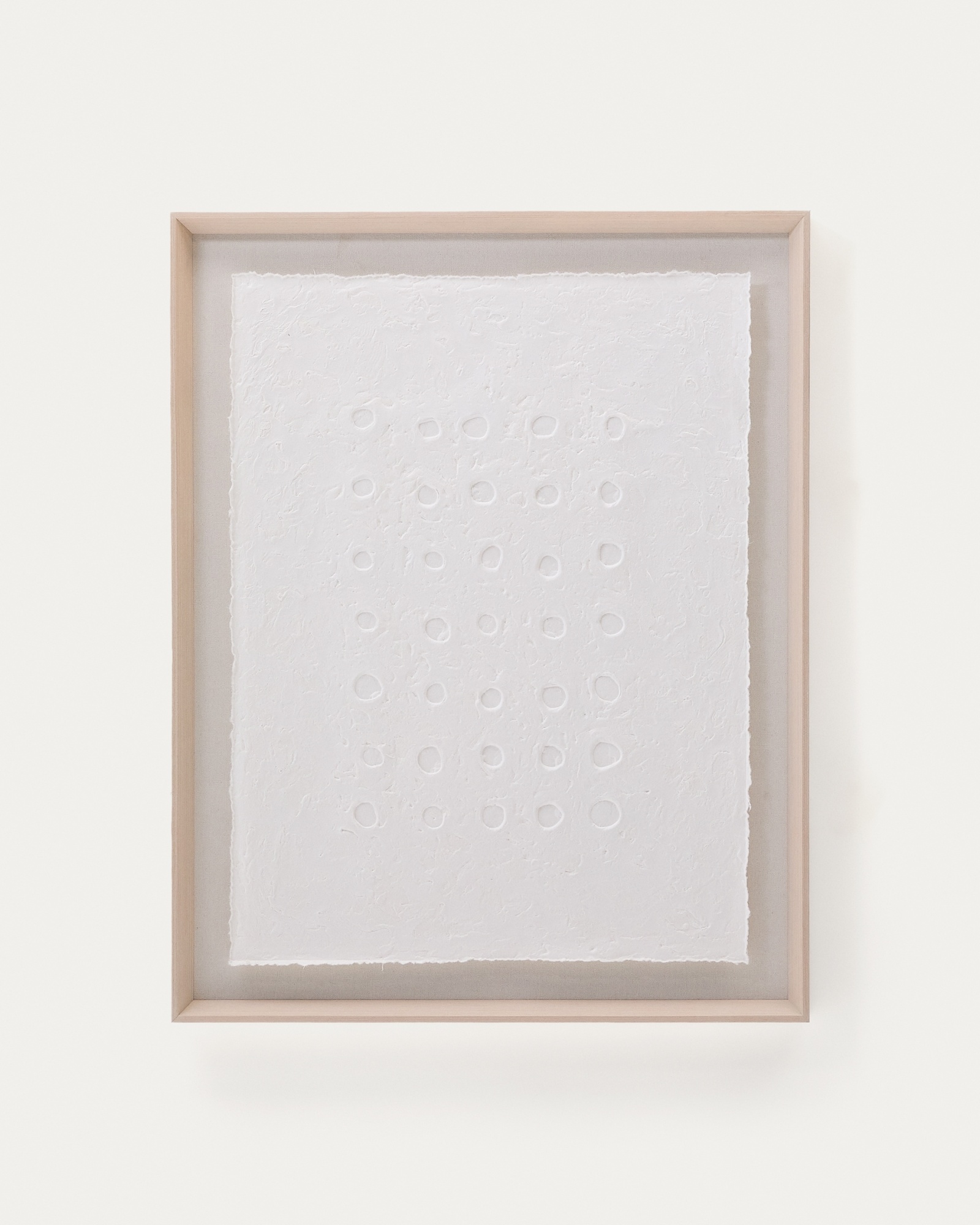 Olvin Абстрактная картина на белой бумаге с рельефным рисунком 73,6 x 93,6 см La Forma (ex Julia Grup)