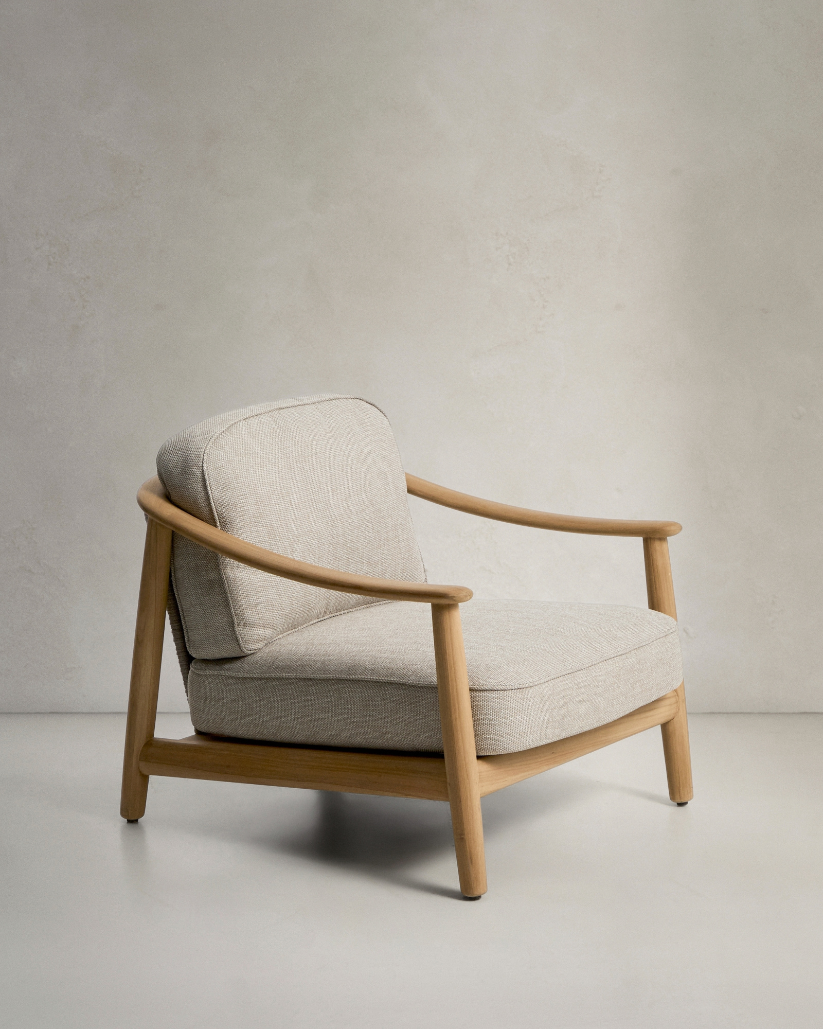 Уличное кресло Elunda из тикового дерева и бежевой веревки La Forma 482217