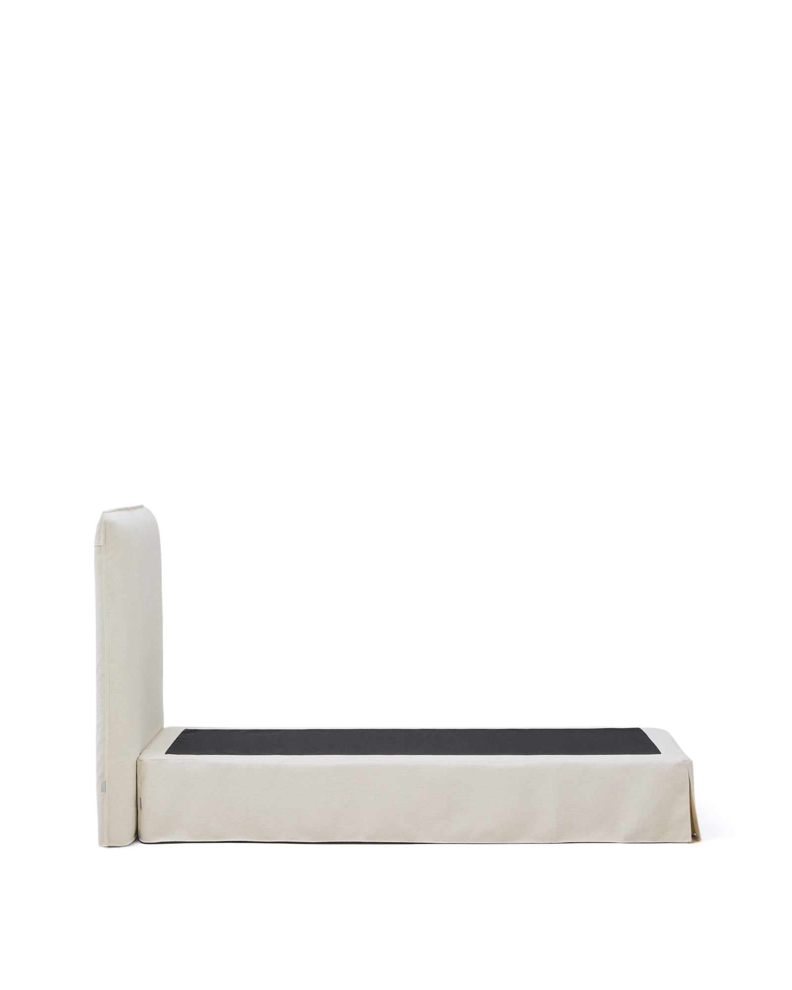 Кровать Jaira из белого шенилла со съемным чехлом для матраса 90x200 La Forma 447721