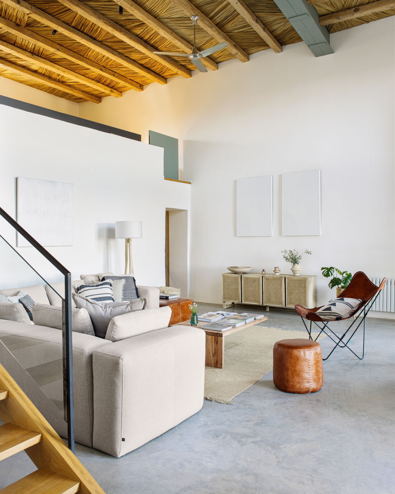 Подушка диванная Blok 60 x 50 см бежевая La Forma (ex Julia Grup)