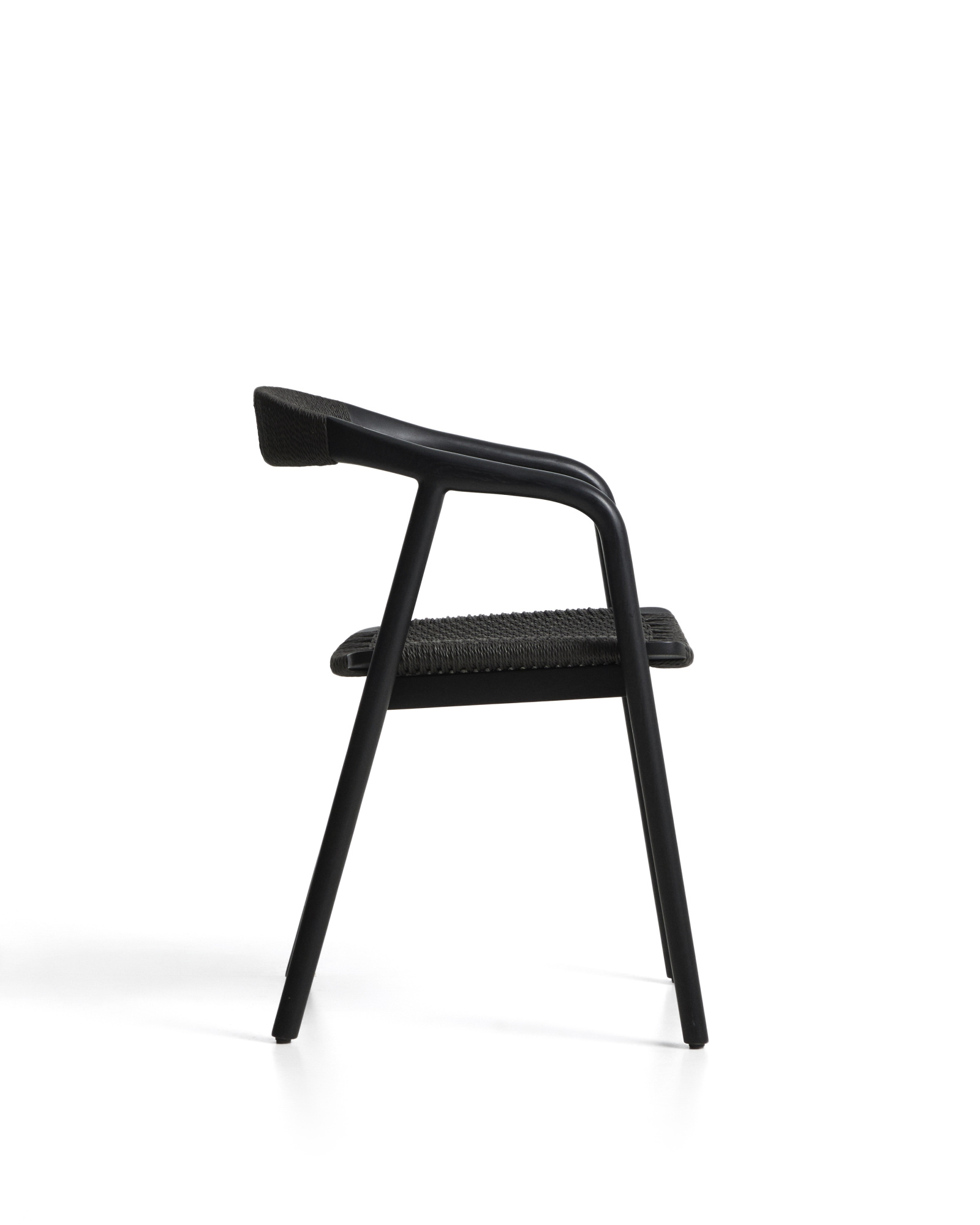 Уличный стул Derile из массива дуба и веревки в черной отделке La Forma 481901
