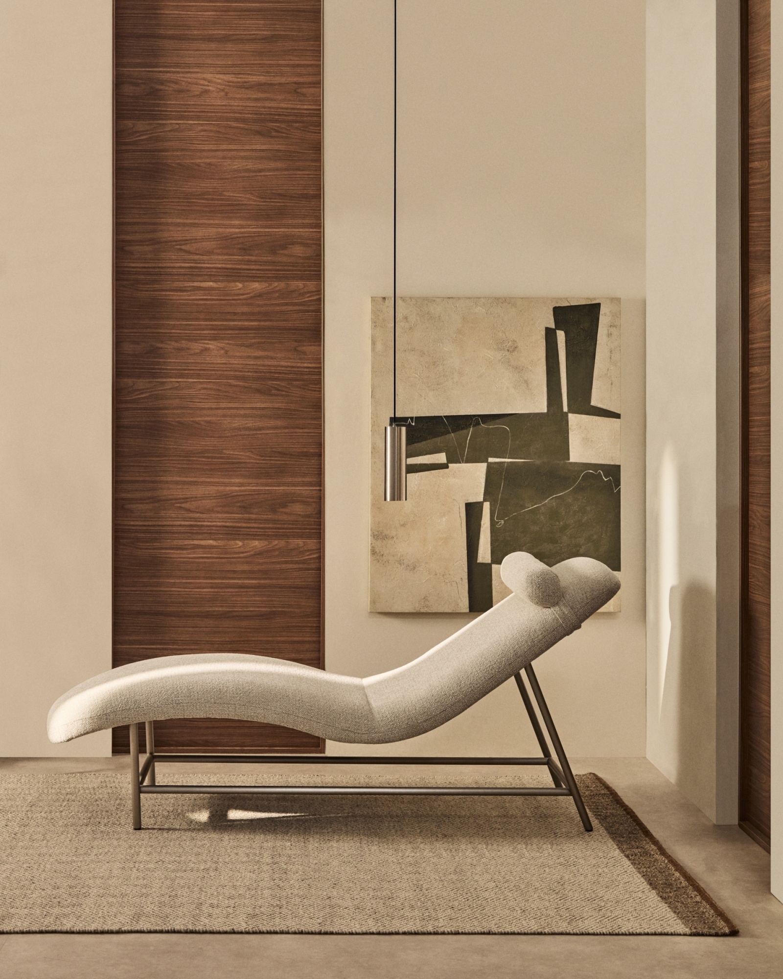 Кушетка Osla из бежевого шенилла с ножками из стали La Forma (ex Julia Grup)