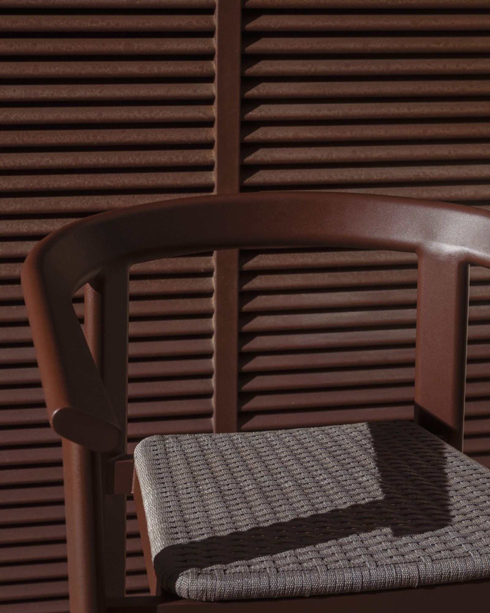 Уличный полубарный стул Erice из алюминия и веревки коричневого цвета, 75 см La Forma 482227