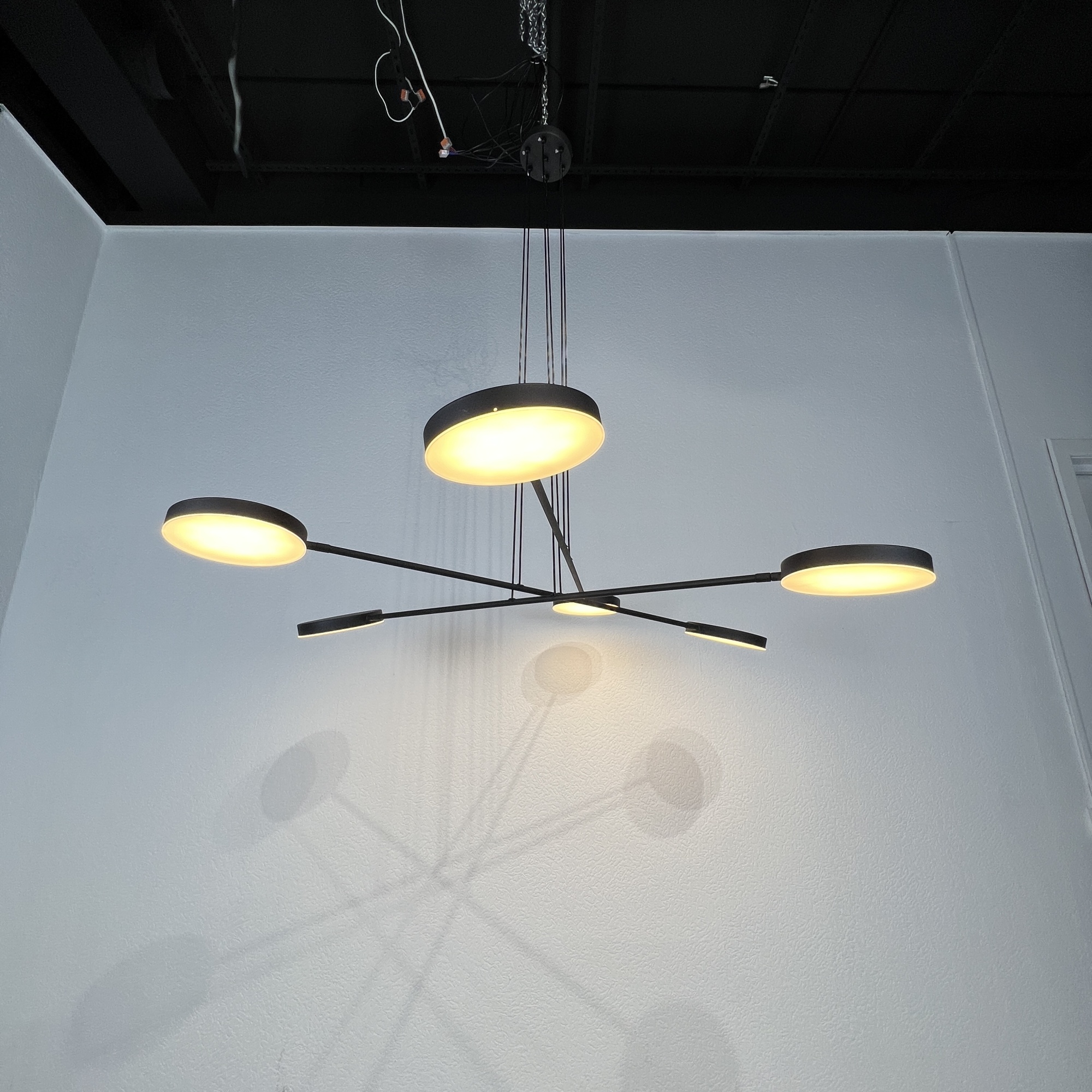 Люстра на штангах LESTI by ImperiumLoft