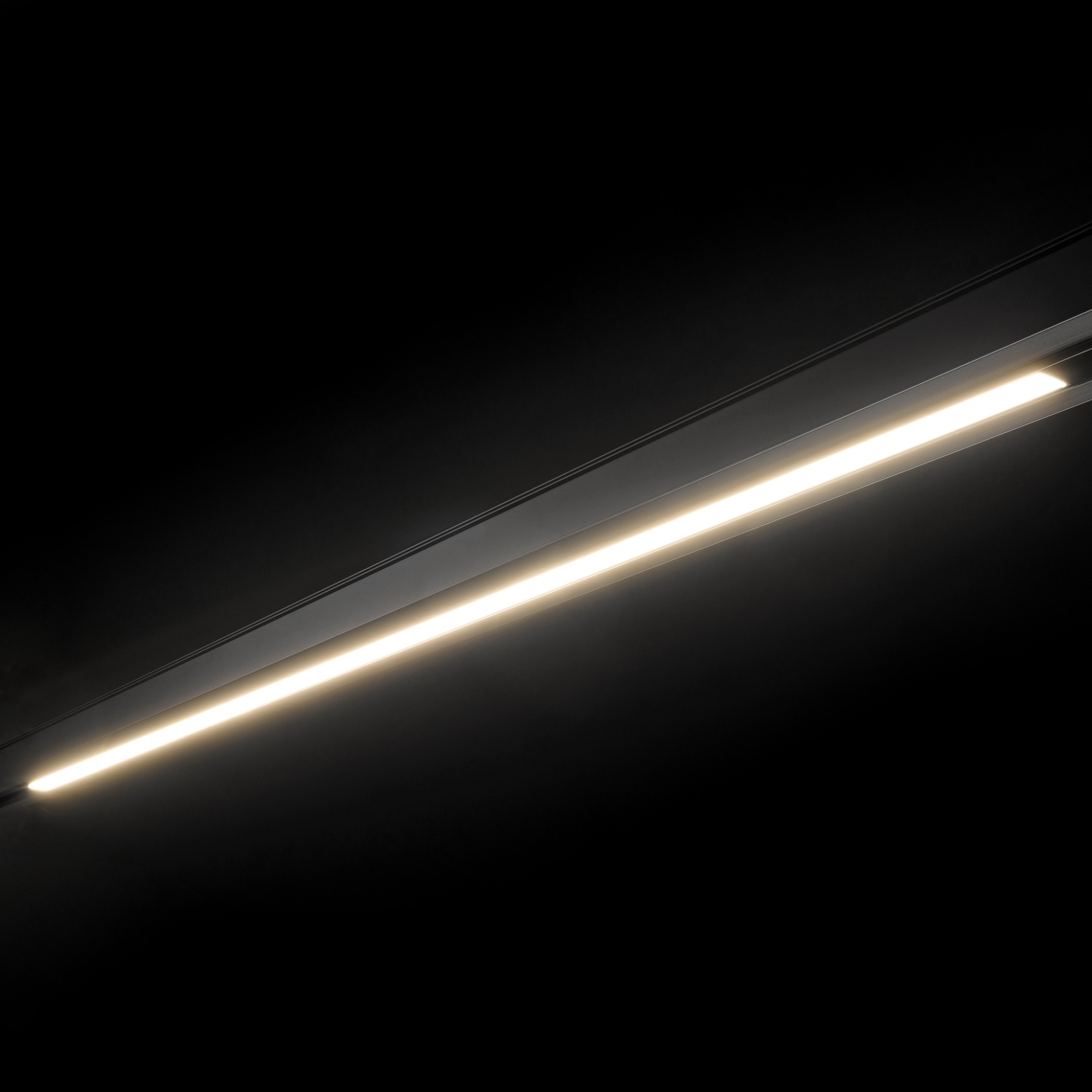 Трековый светильник линейный Lumker SY-LINK-1200-BL-24-NW