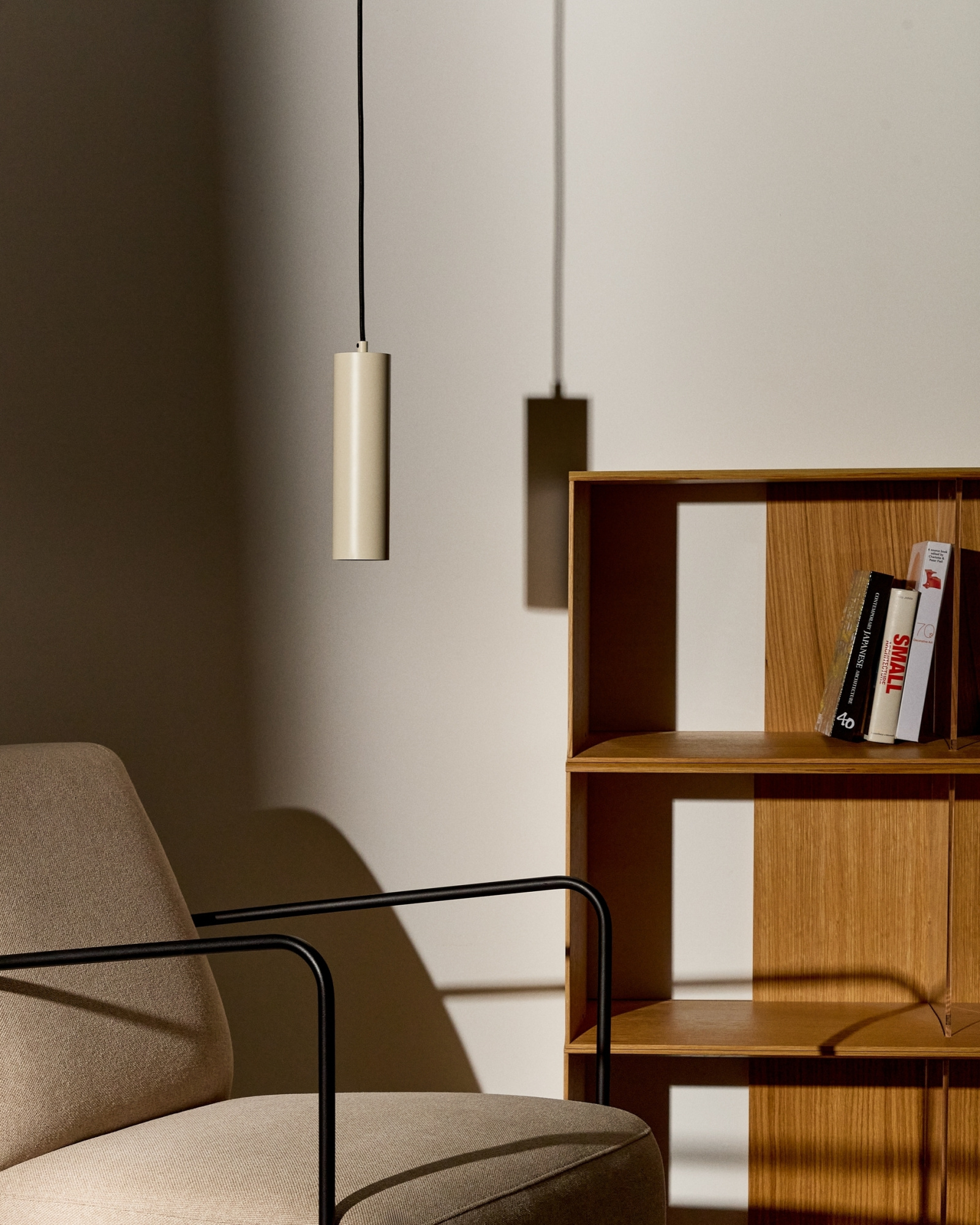 Подвесной светильник Andia из алюминия с бежевой отделкой La Forma (ex Julia Grup)