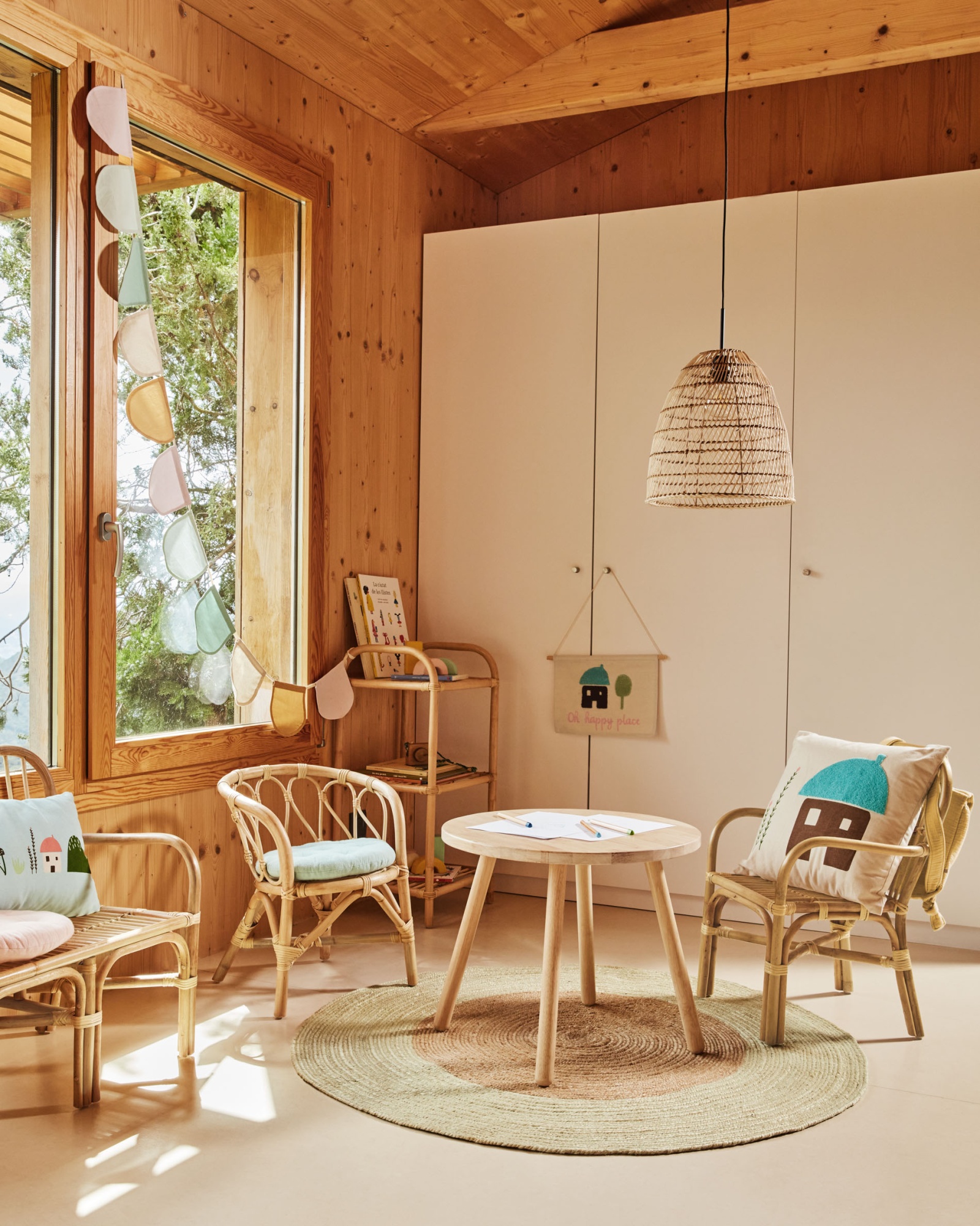 Стеллаж из ротанга Ormela с натуральной отделкой 40 x 81 см La Forma (ex Julia Grup)