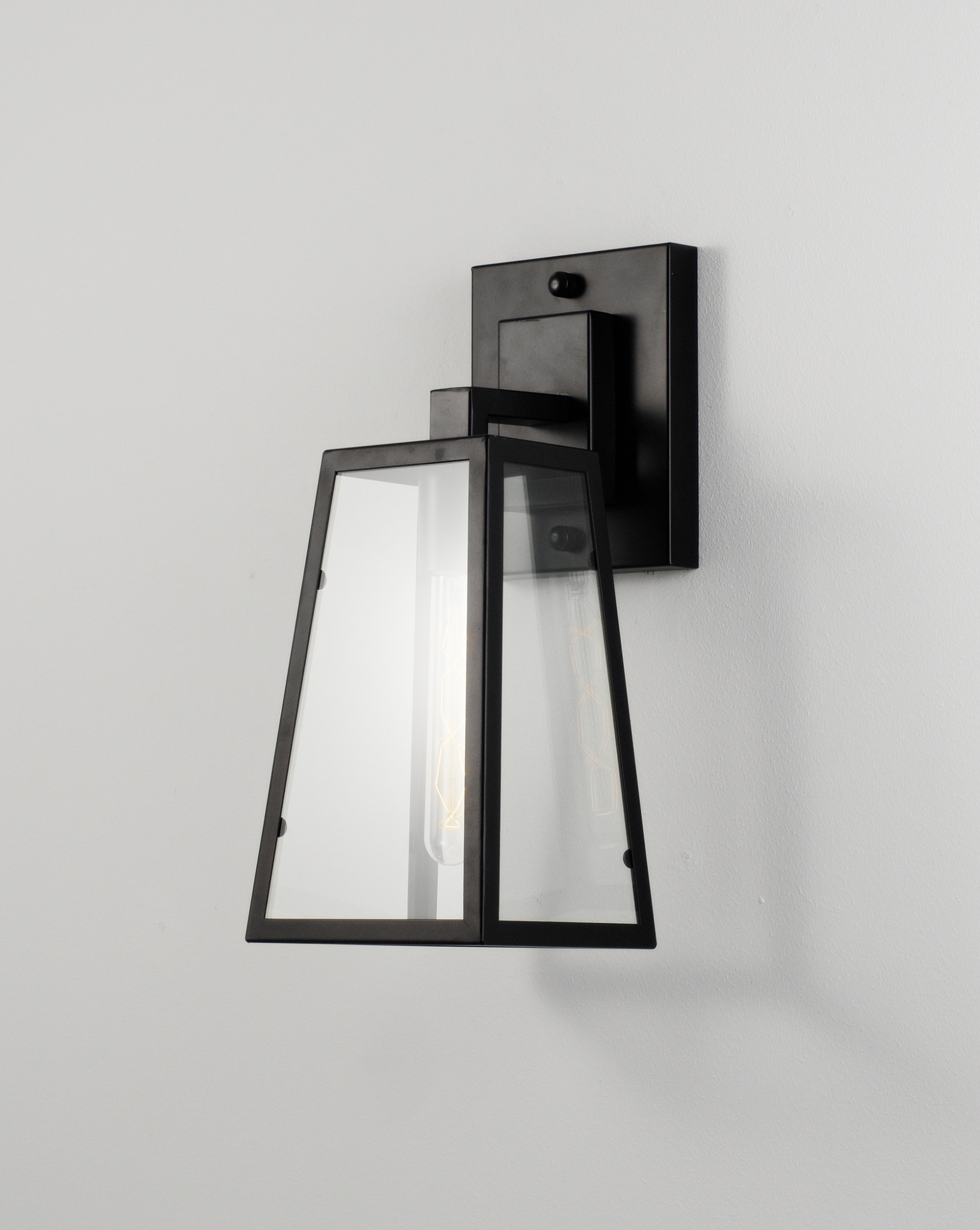 Настенный светильник Moderli V1641-1W Dio 1*E27*60W