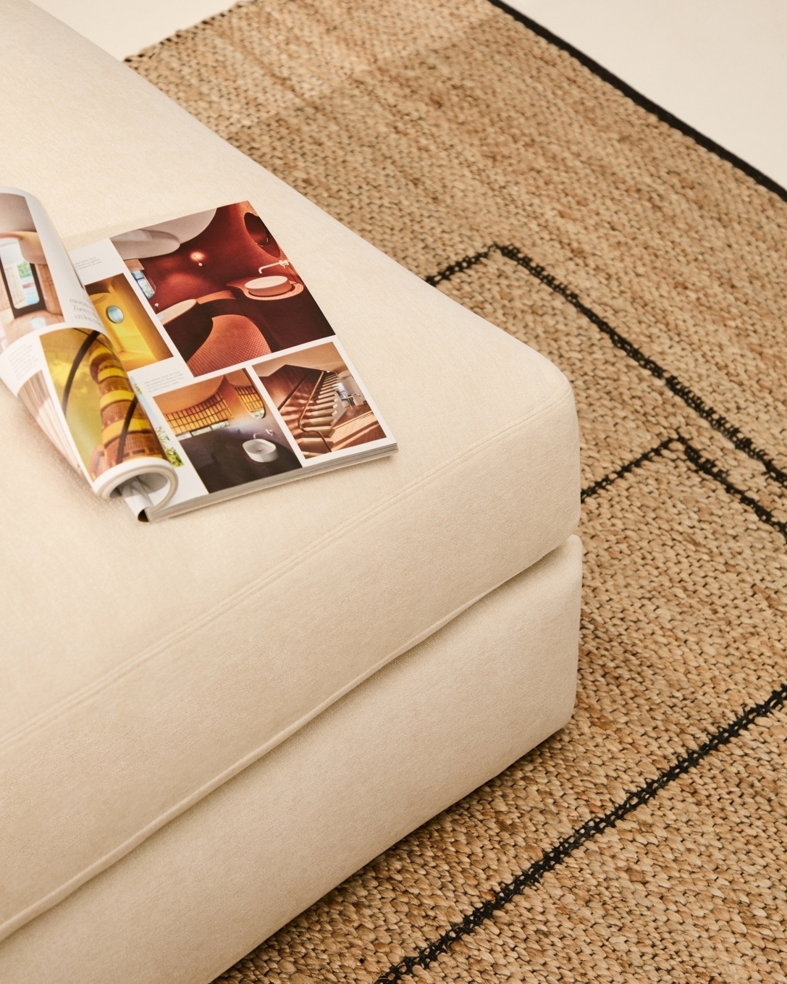 Пуф Alea со съемным чехлом 90 x 90 см La Forma (ex Julia Grup)